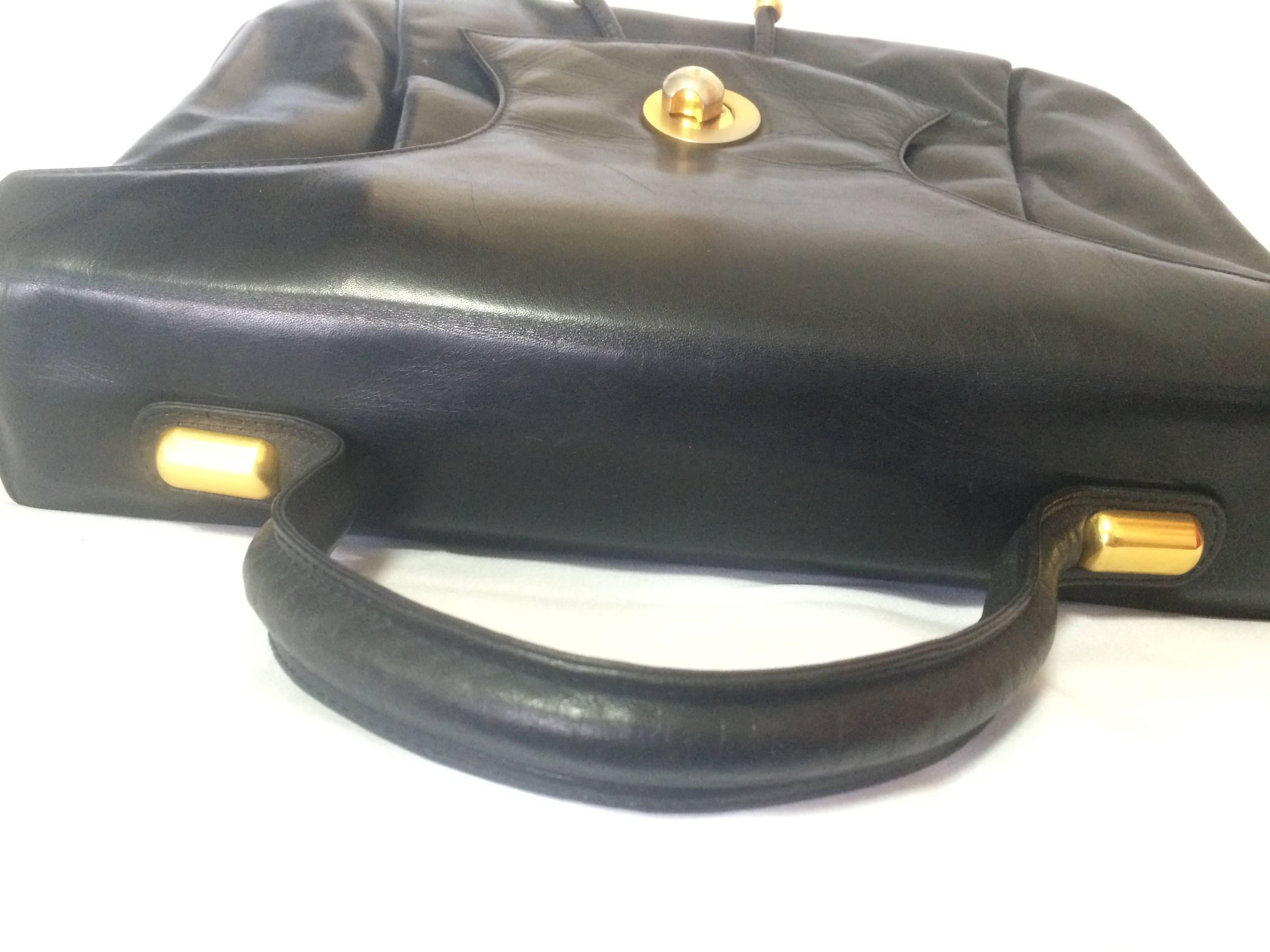 Vintage Bally black leather retro pop design bag, business purse. Unisex. In Good Condition For Sale In Kashiwa, Chiba