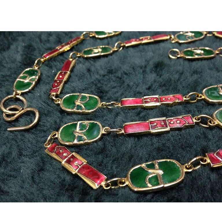 Vintage Roberta di Camerino red orange and green charm golden necklace and belt. In Good Condition In Kashiwa, Chiba