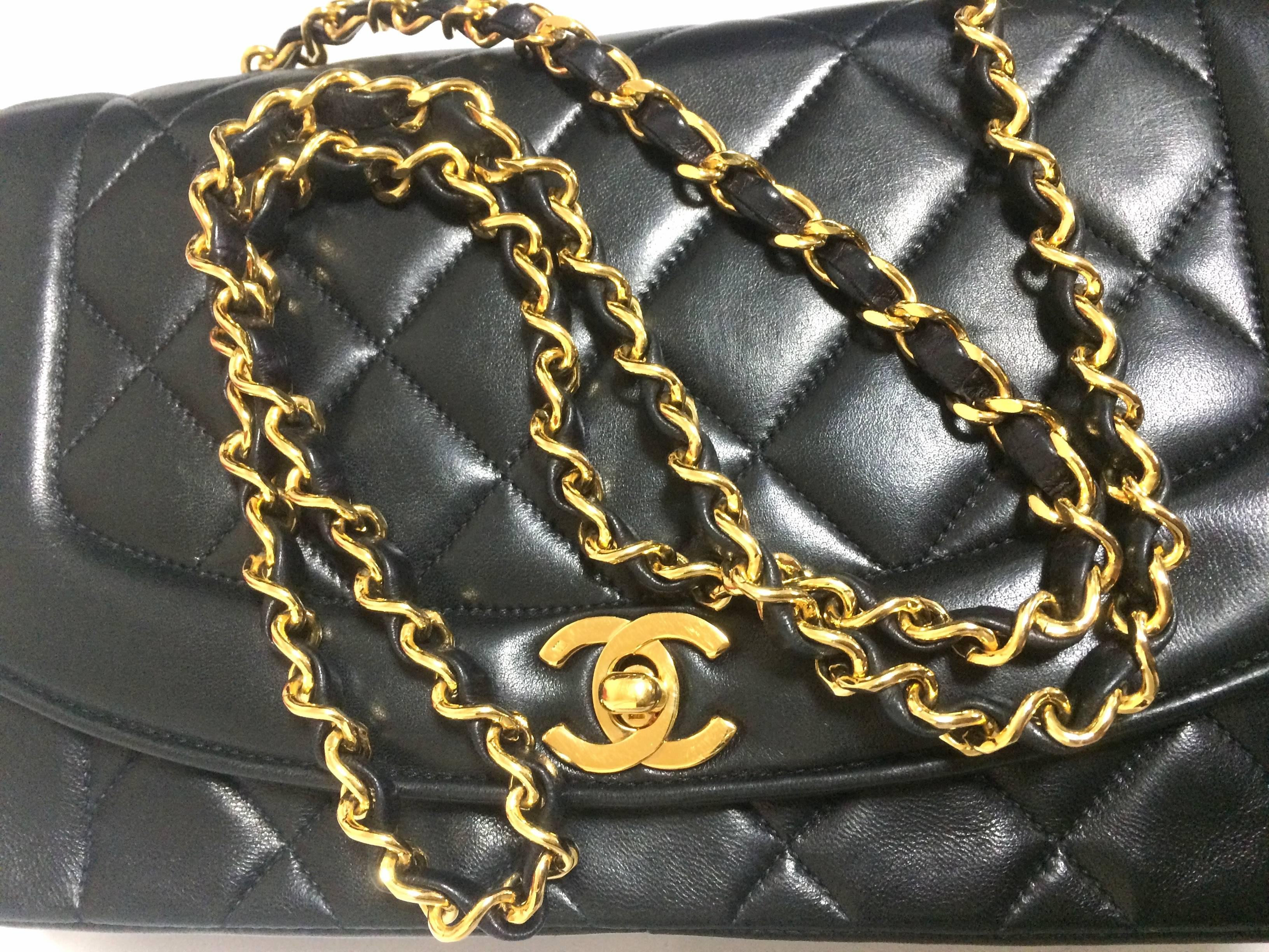 MINT. Vintage CHANEL black lambskin classic flap 2.55 gold chain shoulder bag. 2
