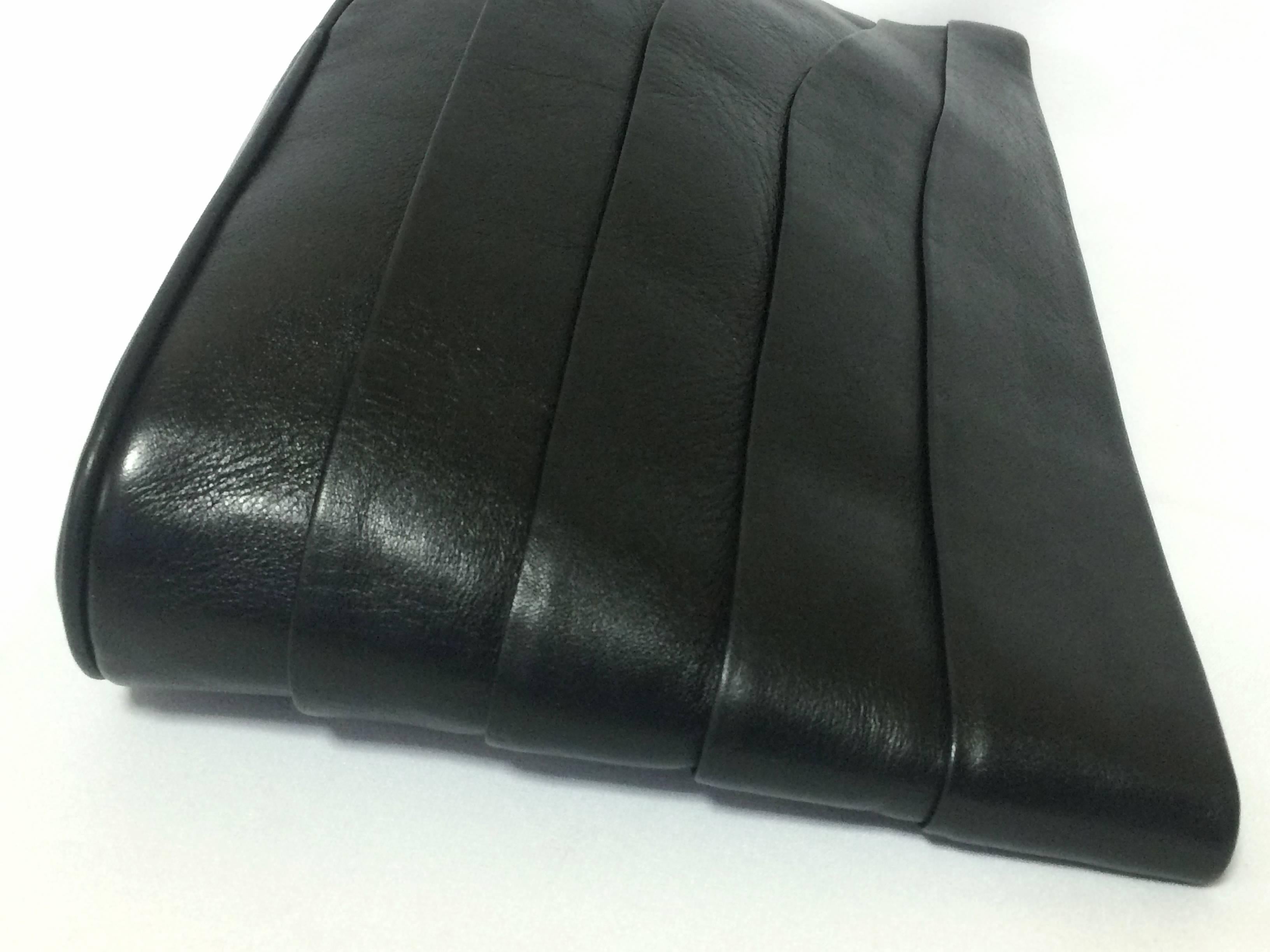 Vintage Valentino Garavani black leather wave layered design clutch bag, purse 1