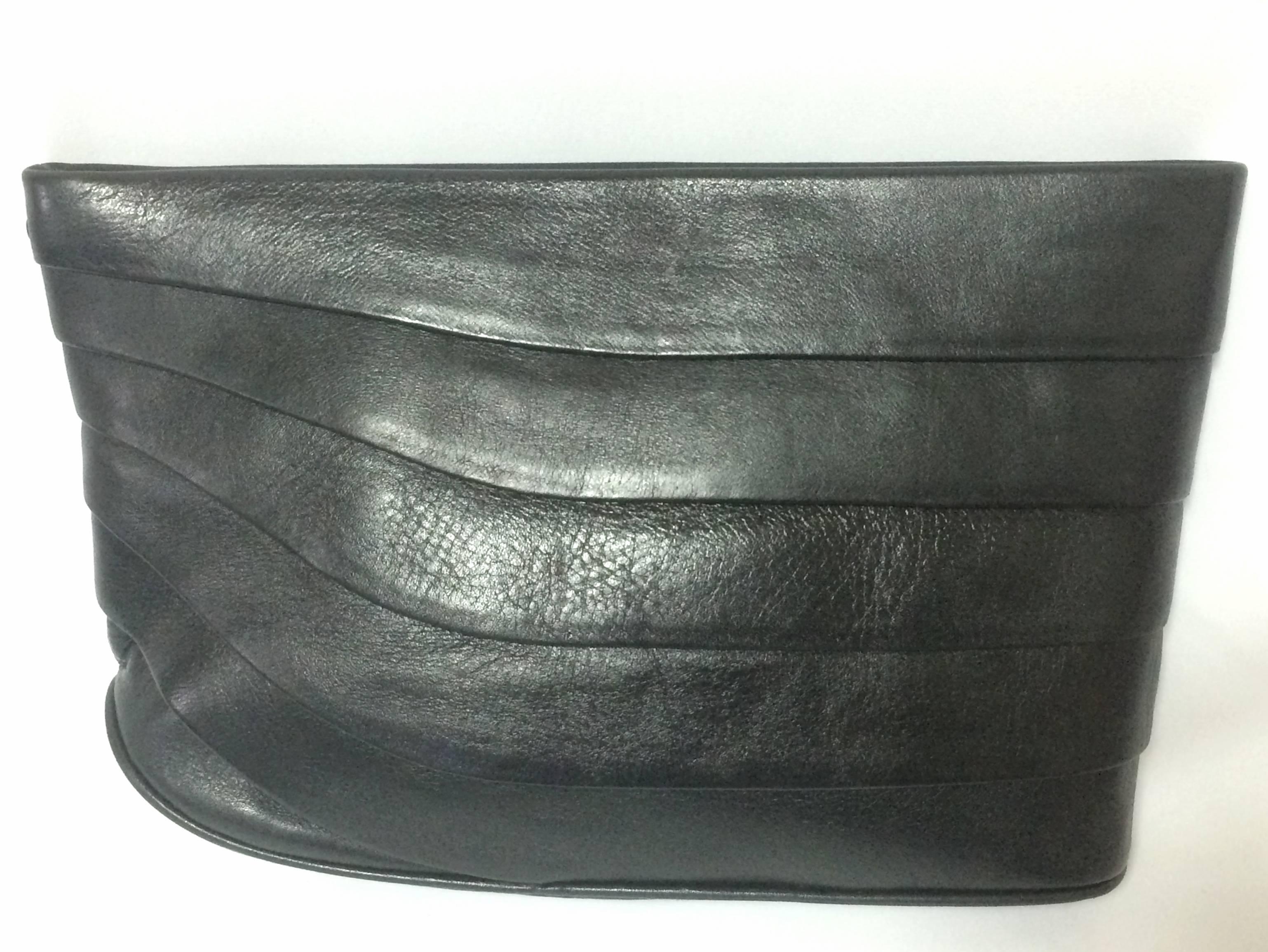 Black Vintage Valentino Garavani black leather wave layered design clutch bag, purse