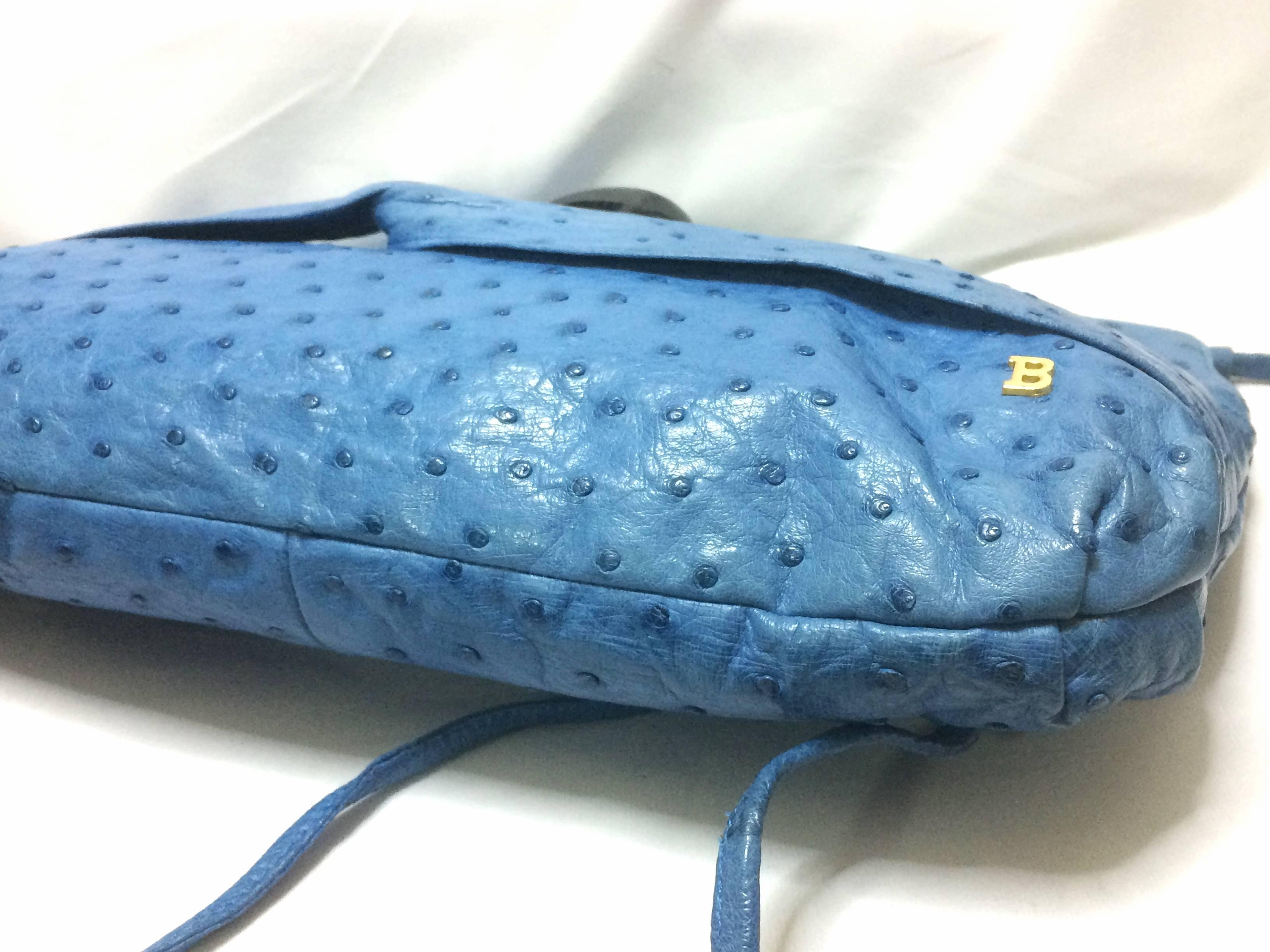 Vintage BALLY genuine blue ostrich leather shoulder bag with gathered knot, 1bow For Sale 2