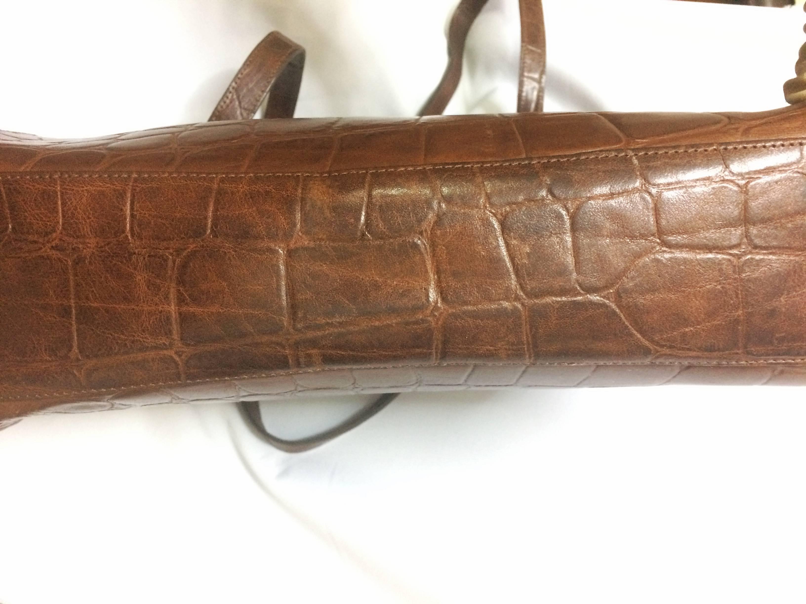 Vintage Mulberry brown croc embossed brown leather shoulder tote bag. 2