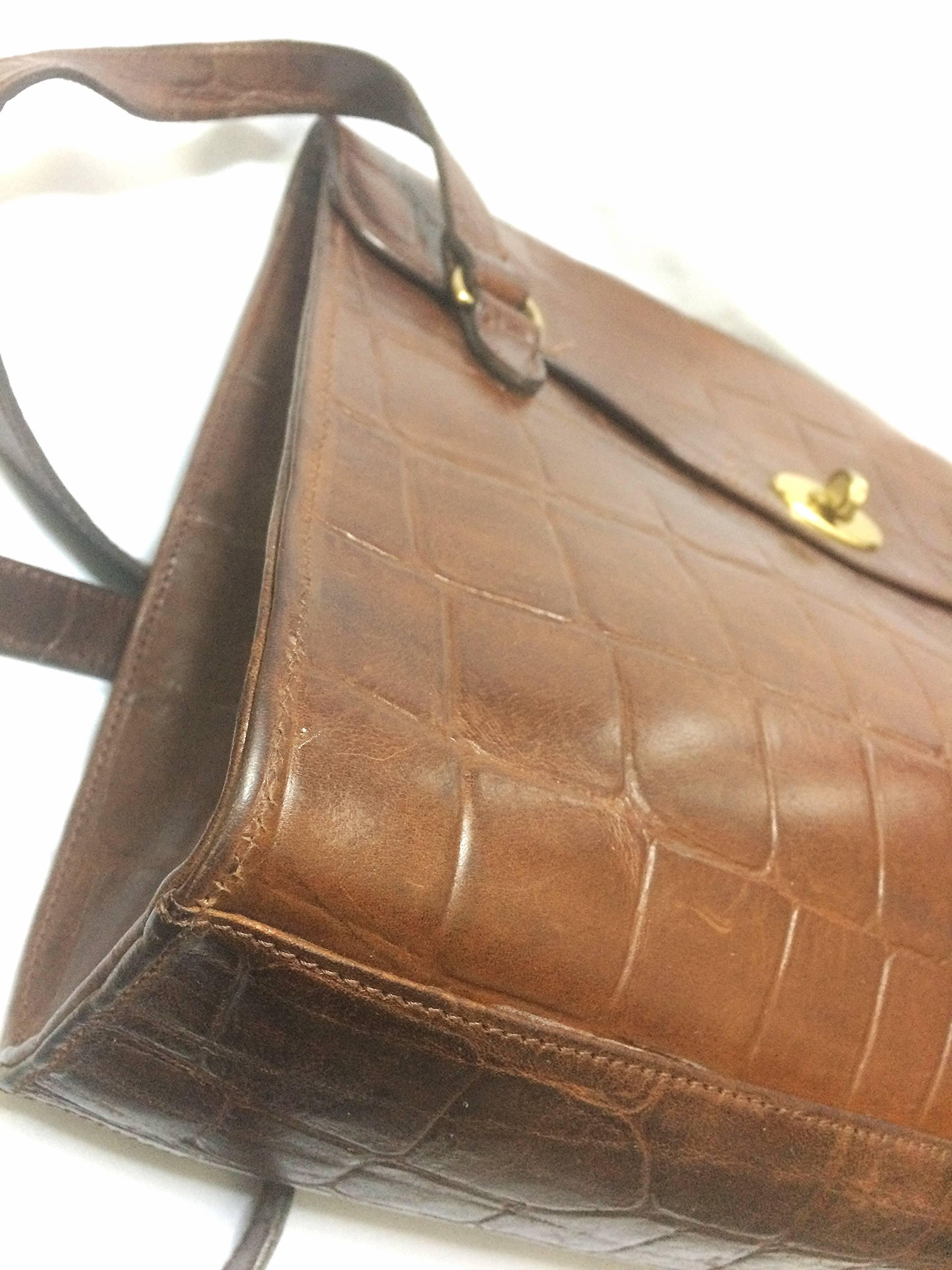 Women's or Men's Vintage Mulberry brown croc embossed brown leather shoulder tote bag.