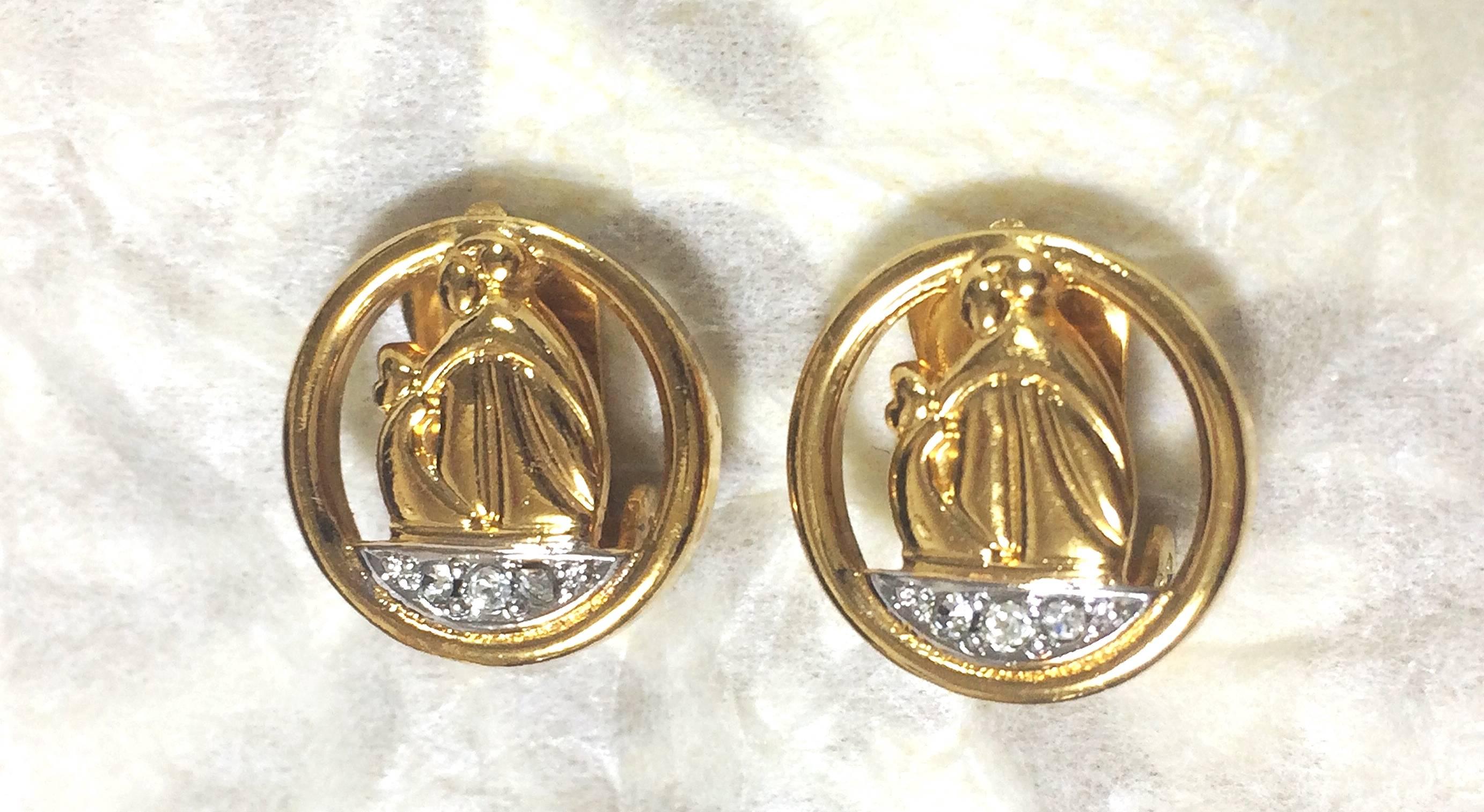 MINT. Vintage Lanvin round earring logo motif and crystal stones. Germany made In Excellent Condition For Sale In Kashiwa, Chiba