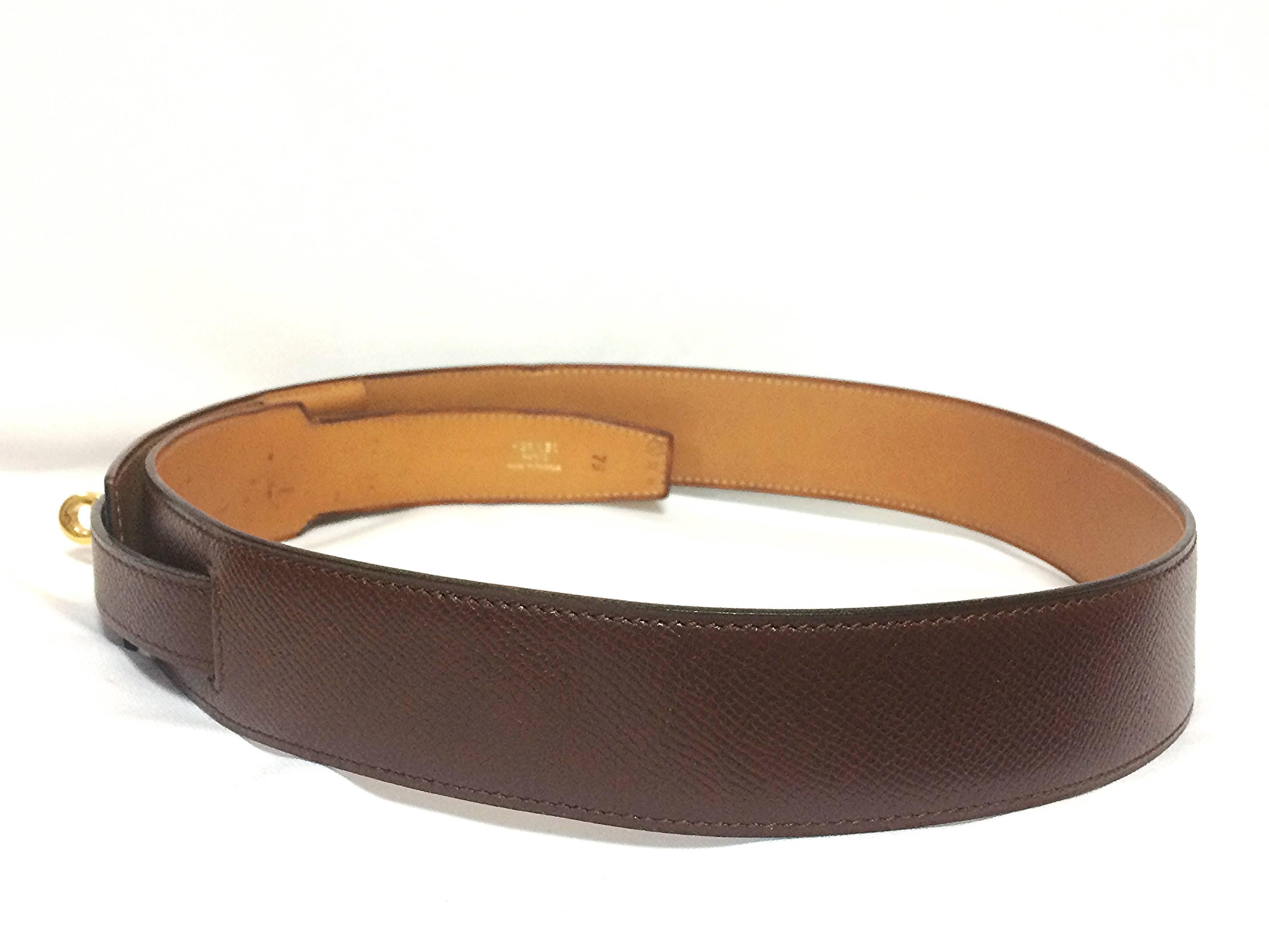 MINT. Vintage HERMES brown courchevel leather Kelly belt. Stamp S in O, 1989.  In Excellent Condition In Kashiwa, Chiba