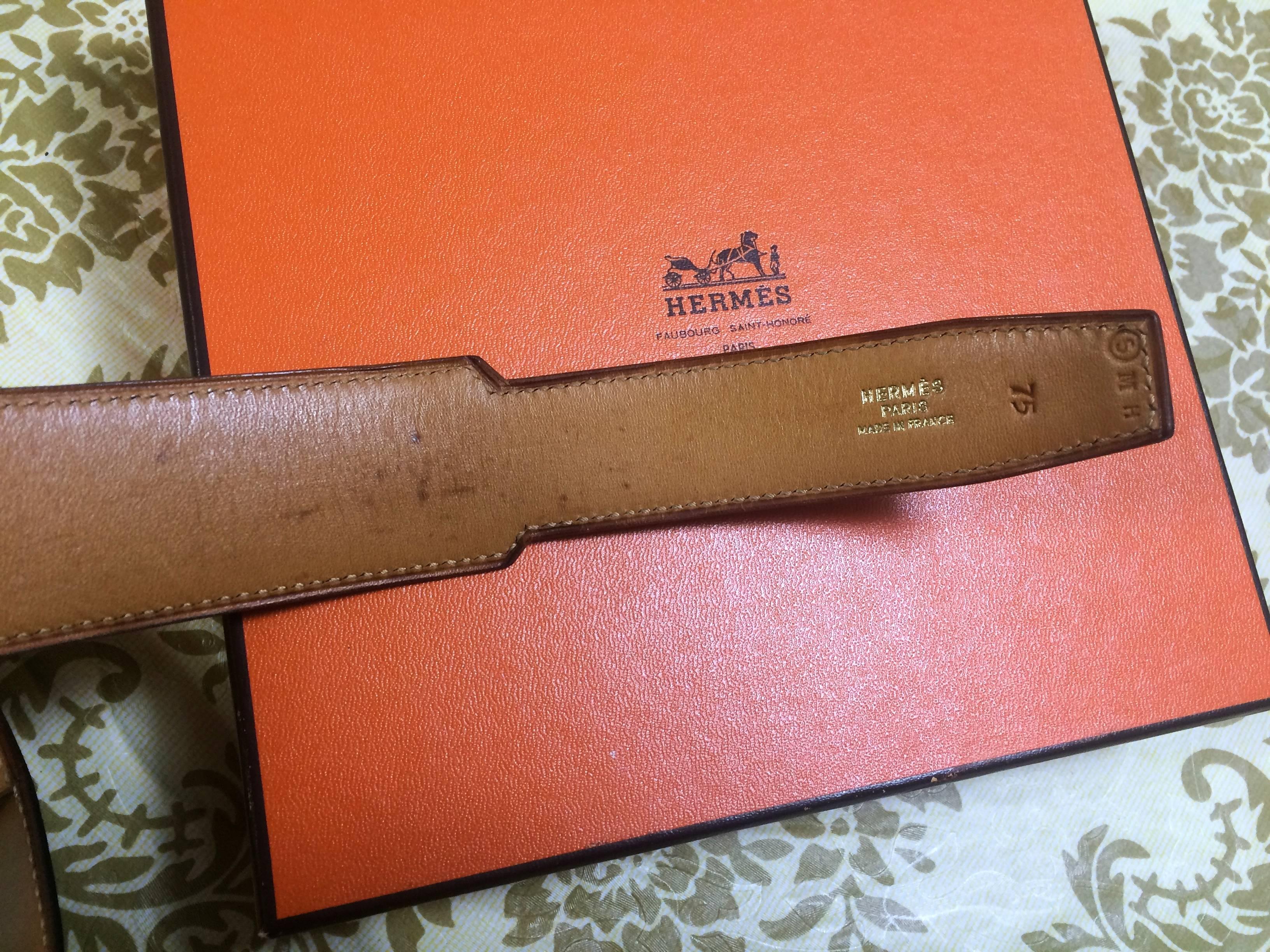 MINT. Vintage HERMES brown courchevel leather Kelly belt. Stamp S in O, 1989.  2
