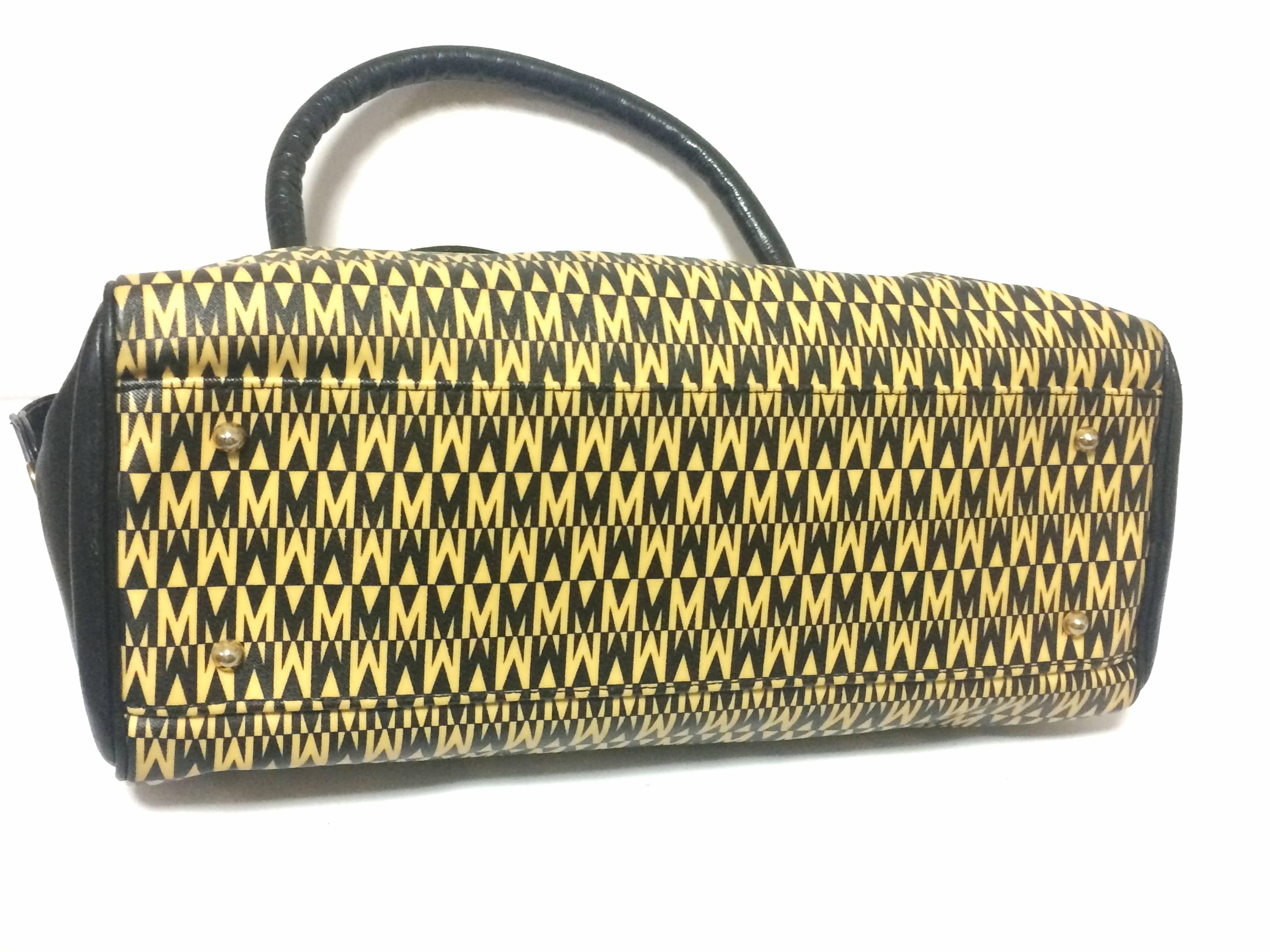 moschino duffle bag