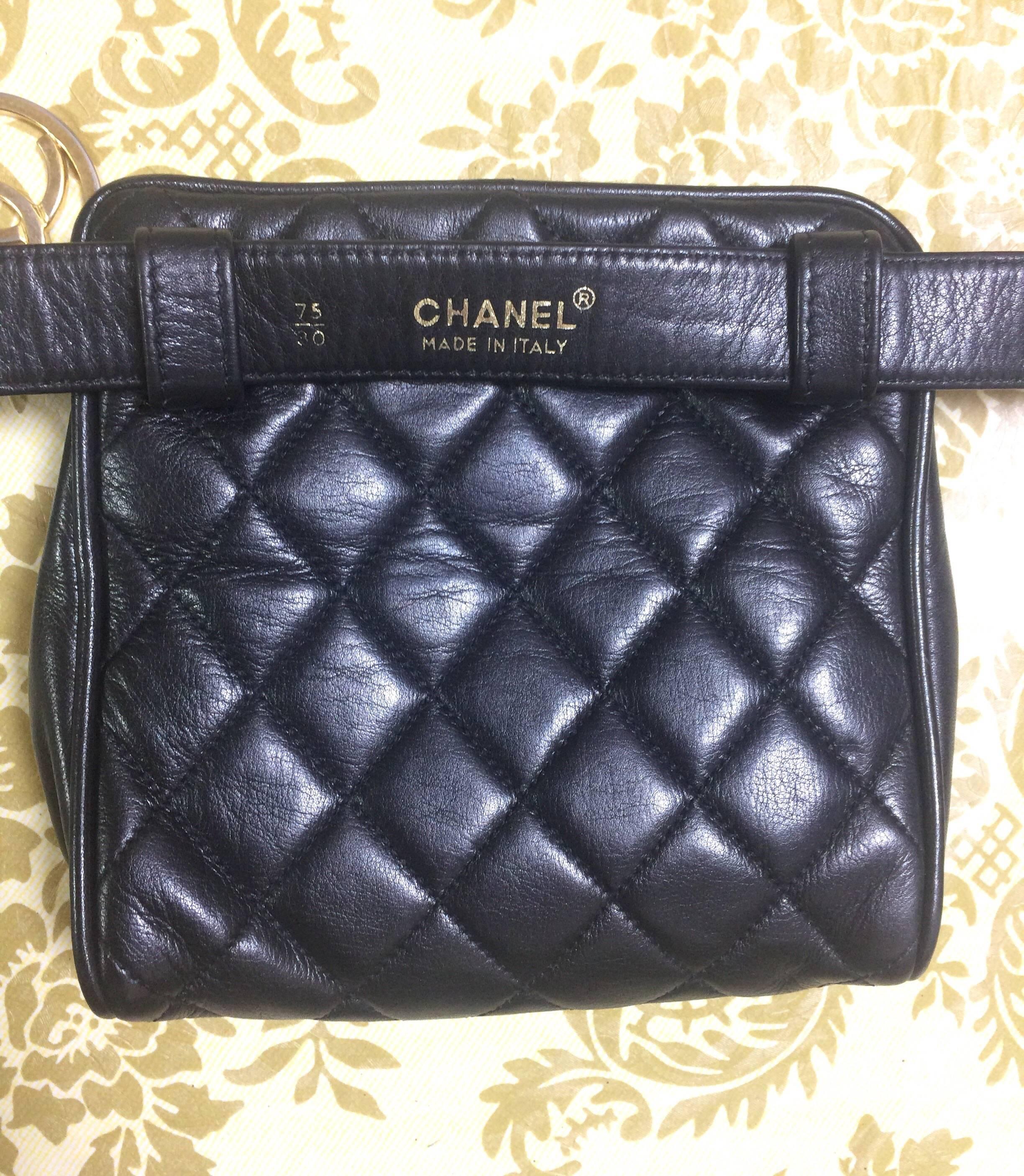 Women's Vintage CHANEL black lambskin square shape waist purse, fanny pack with gold CC.
