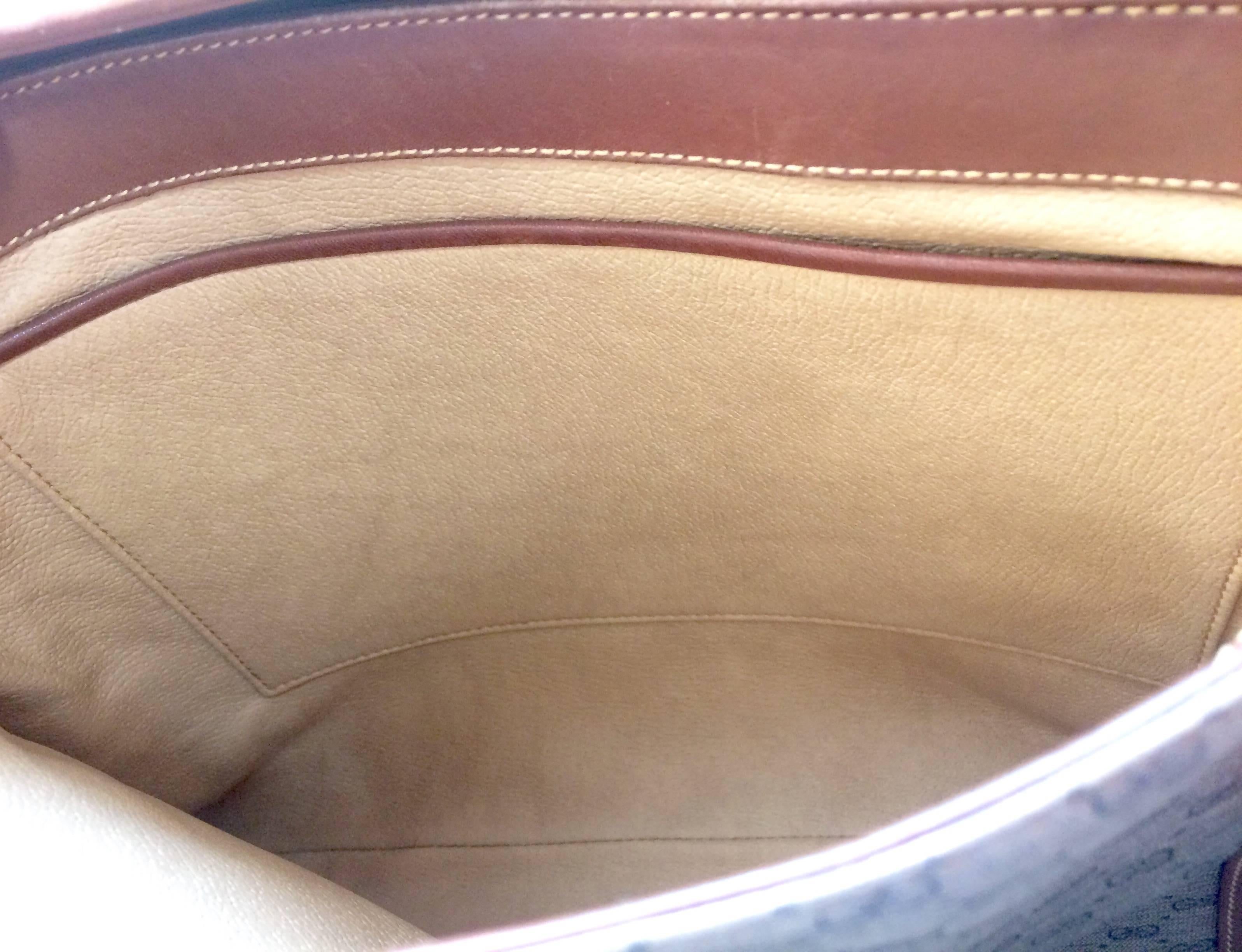 Vintage Gucci beige micro GG monogram print shoulder bag with brown leather 1