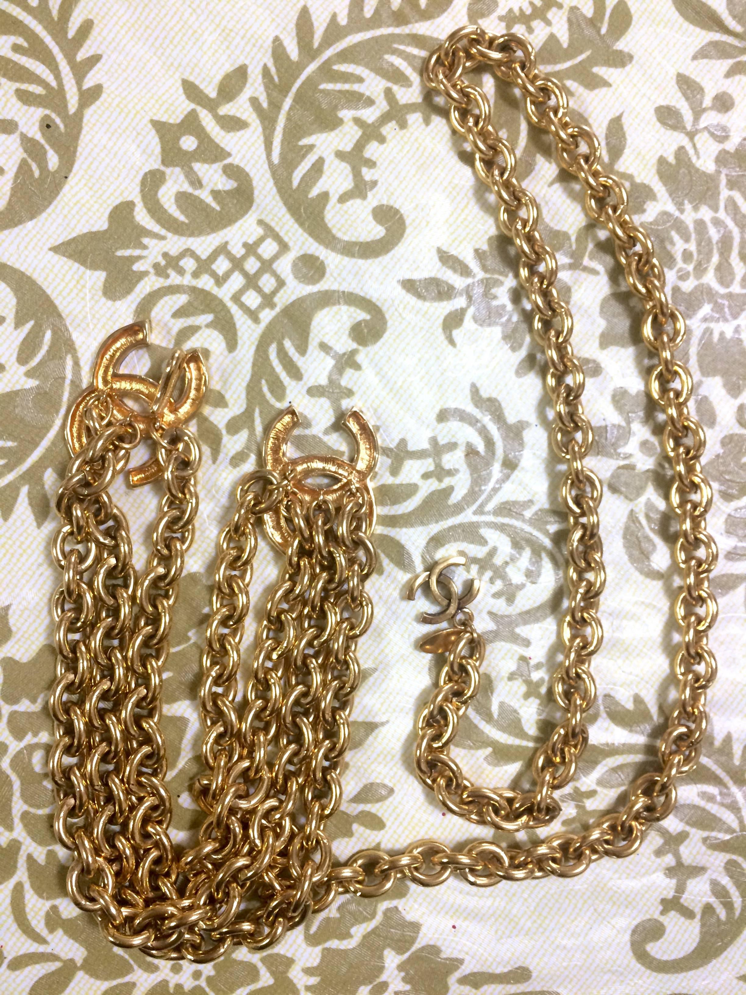 MINT. Vintage CHANEL golden chain belt with triple layer chains and 3 CC marks 2