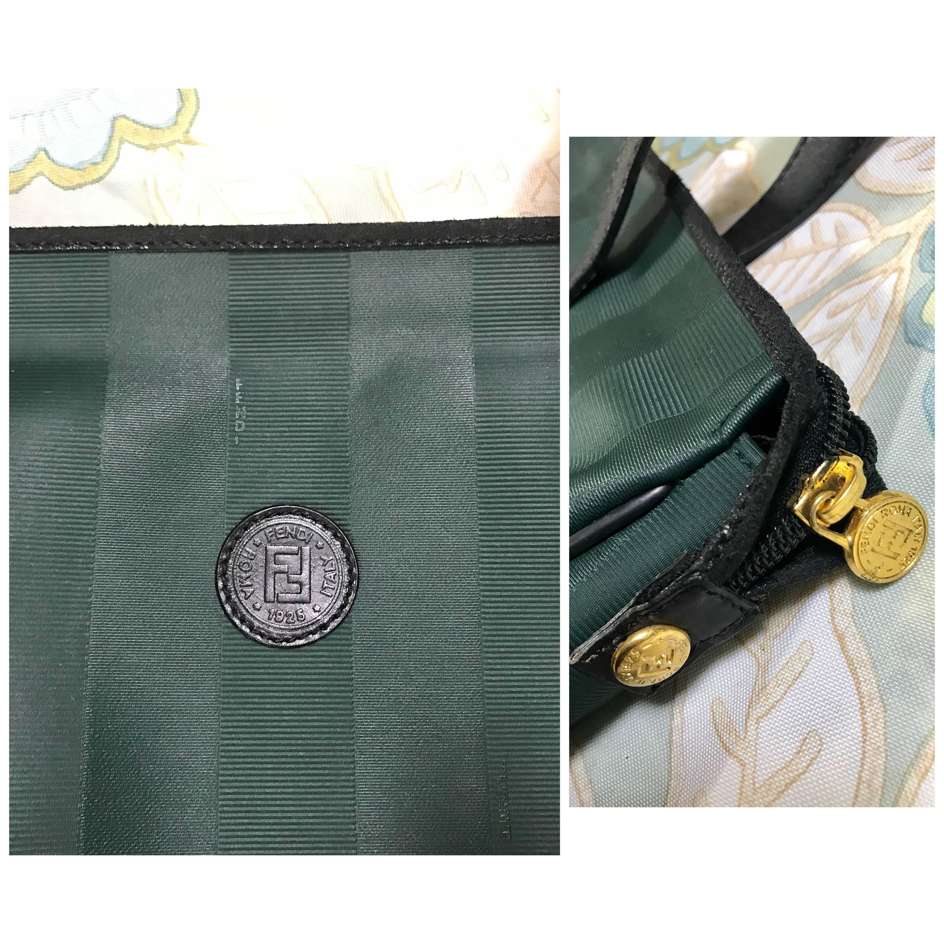 listings Vintage FENDI classic dark green pecan stripe large shopper tote bag. In Good Condition In Kashiwa, Chiba