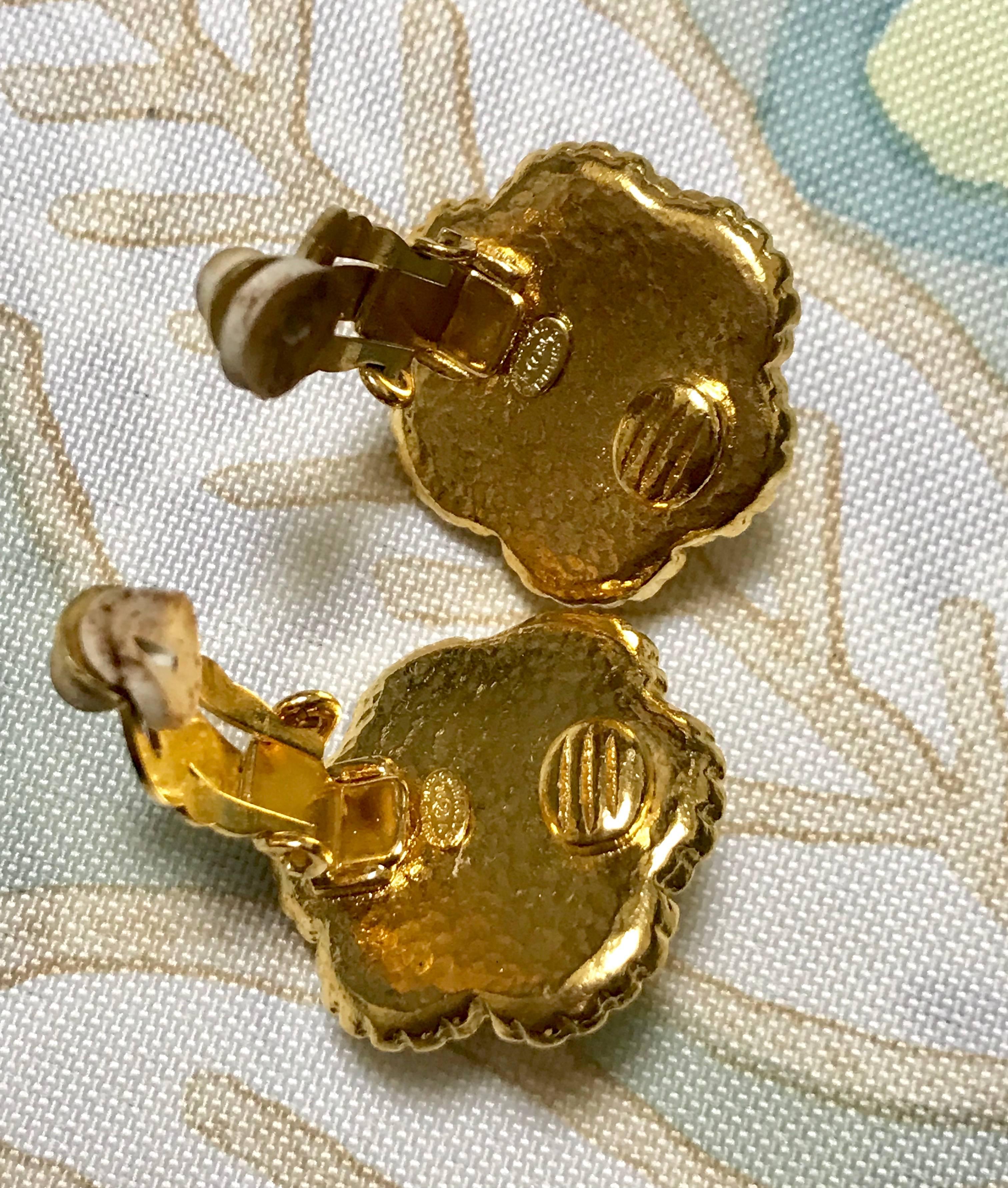 Vintage CHANEL golden six petal flower design earrings. CC mark and faux pearl.  4
