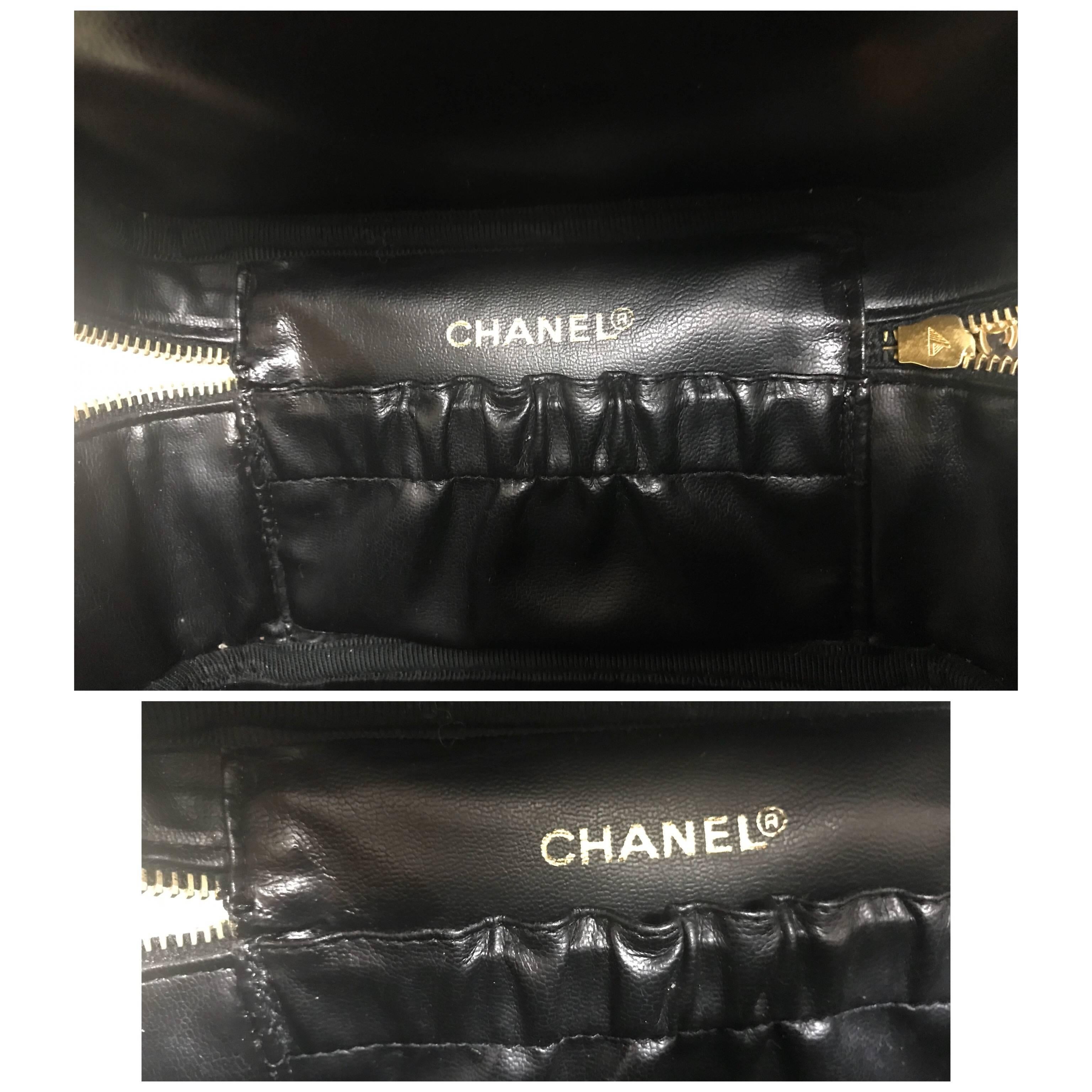 Chanel Vintage patent enamel cosmetic and toiletry black pouch purse with CC. For Sale 3