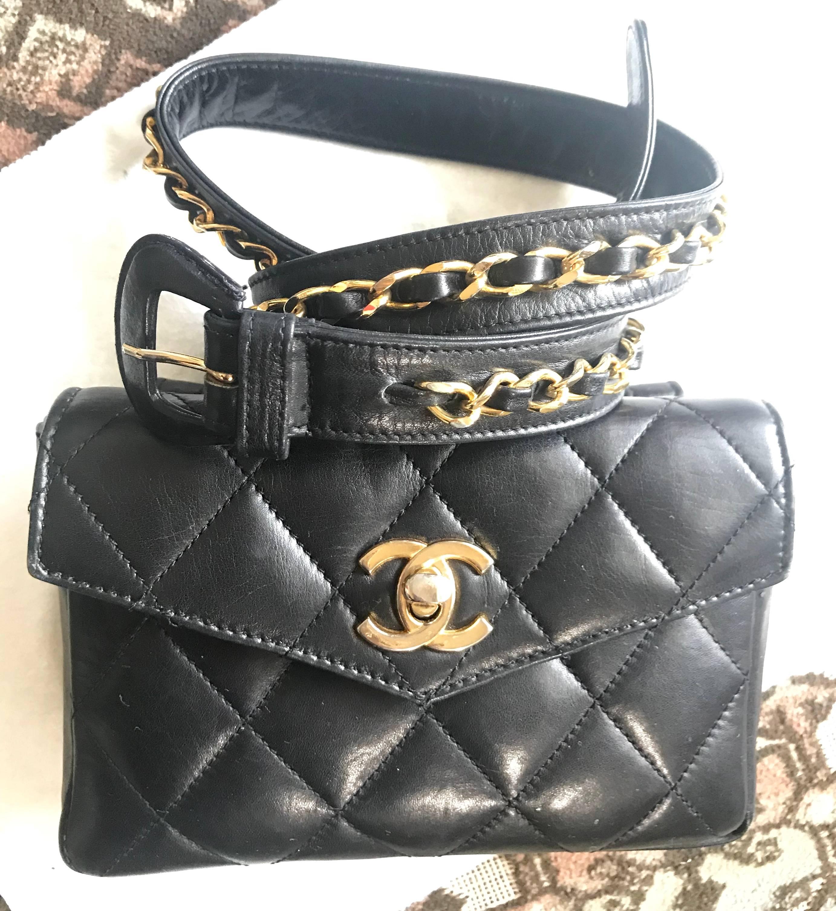 Vintage CHANEL black lamb waist bag, fanny pack with golden chain belt & CC. 7