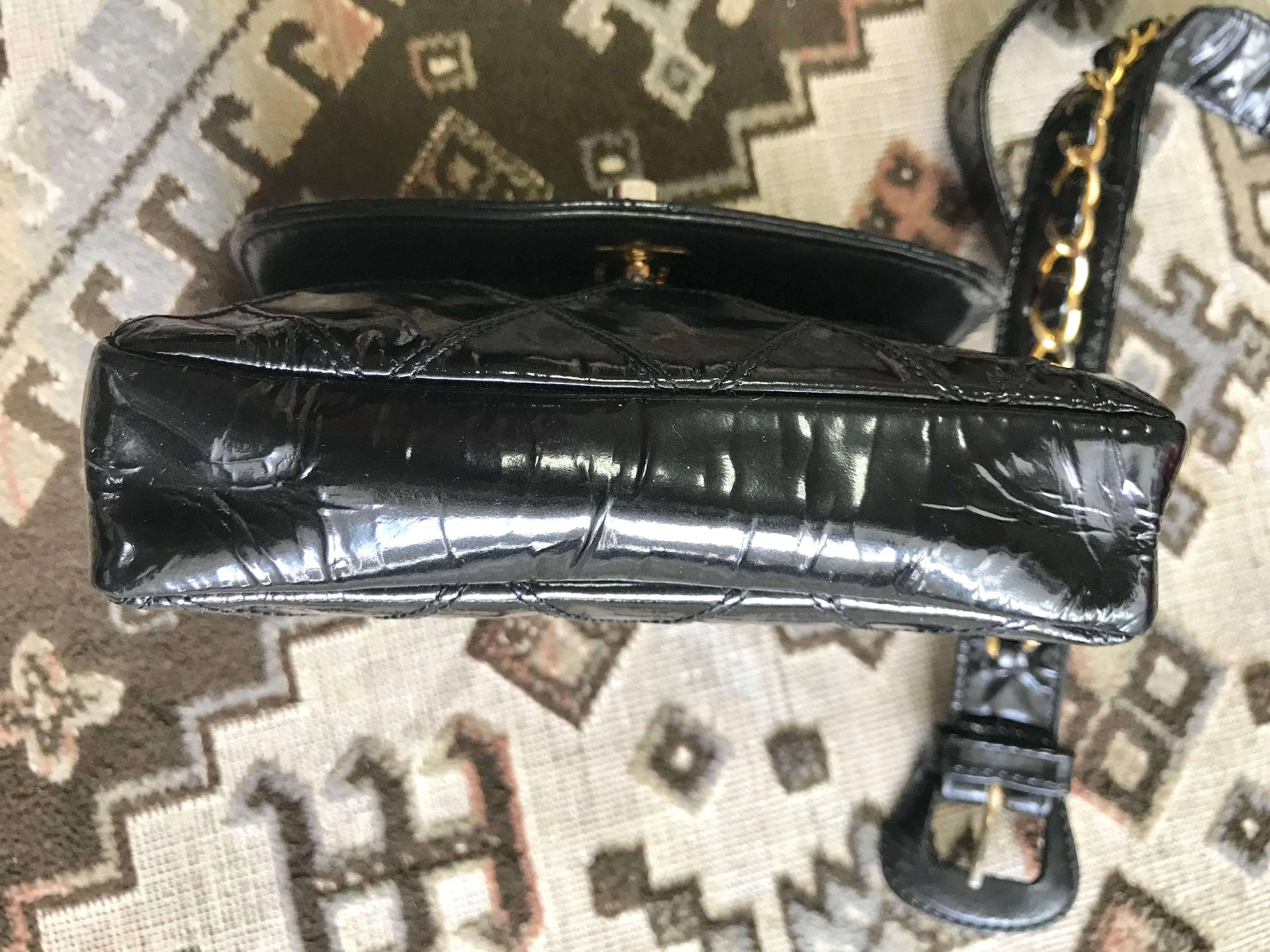 Vintage CHANEL black patent enamel belt bag, fanny pack with CC closure. 1