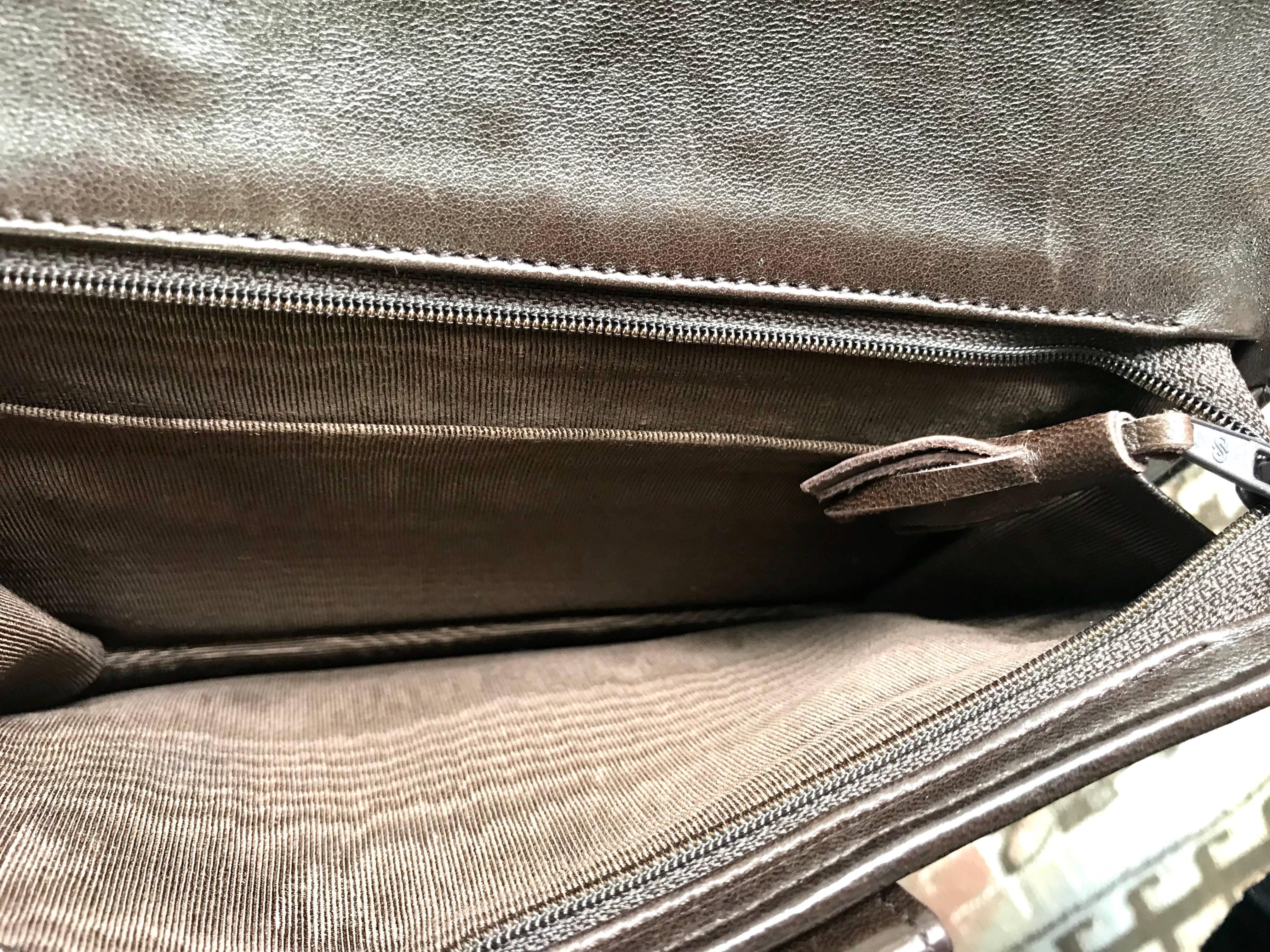Vintage CHANEL brown clutch bag, wallet, bill, checkbook, iPhone case purse.  For Sale 10