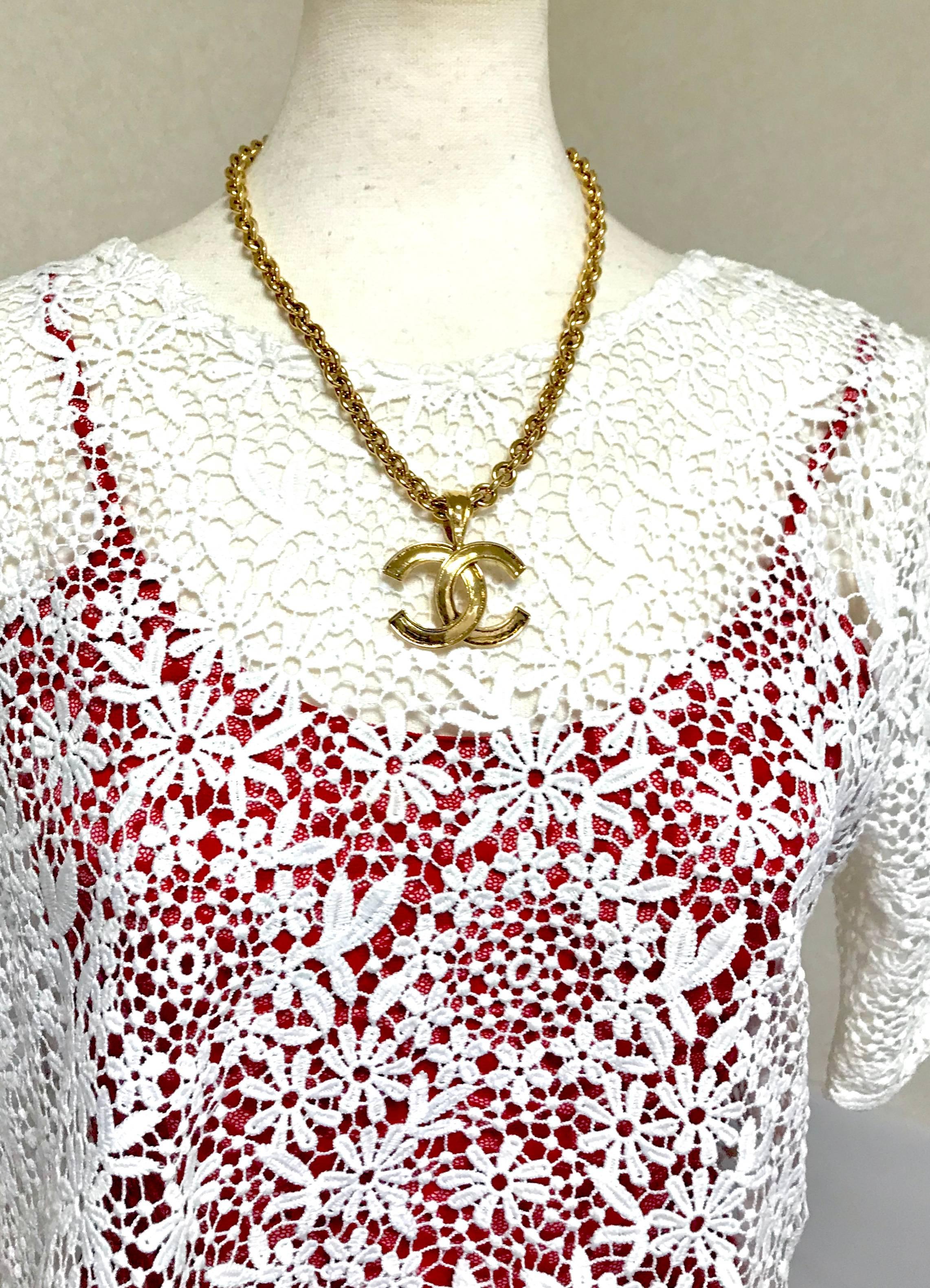 MINT. Vintage CHANEL golden chain necklace with large CC mark logo pendant top.  5