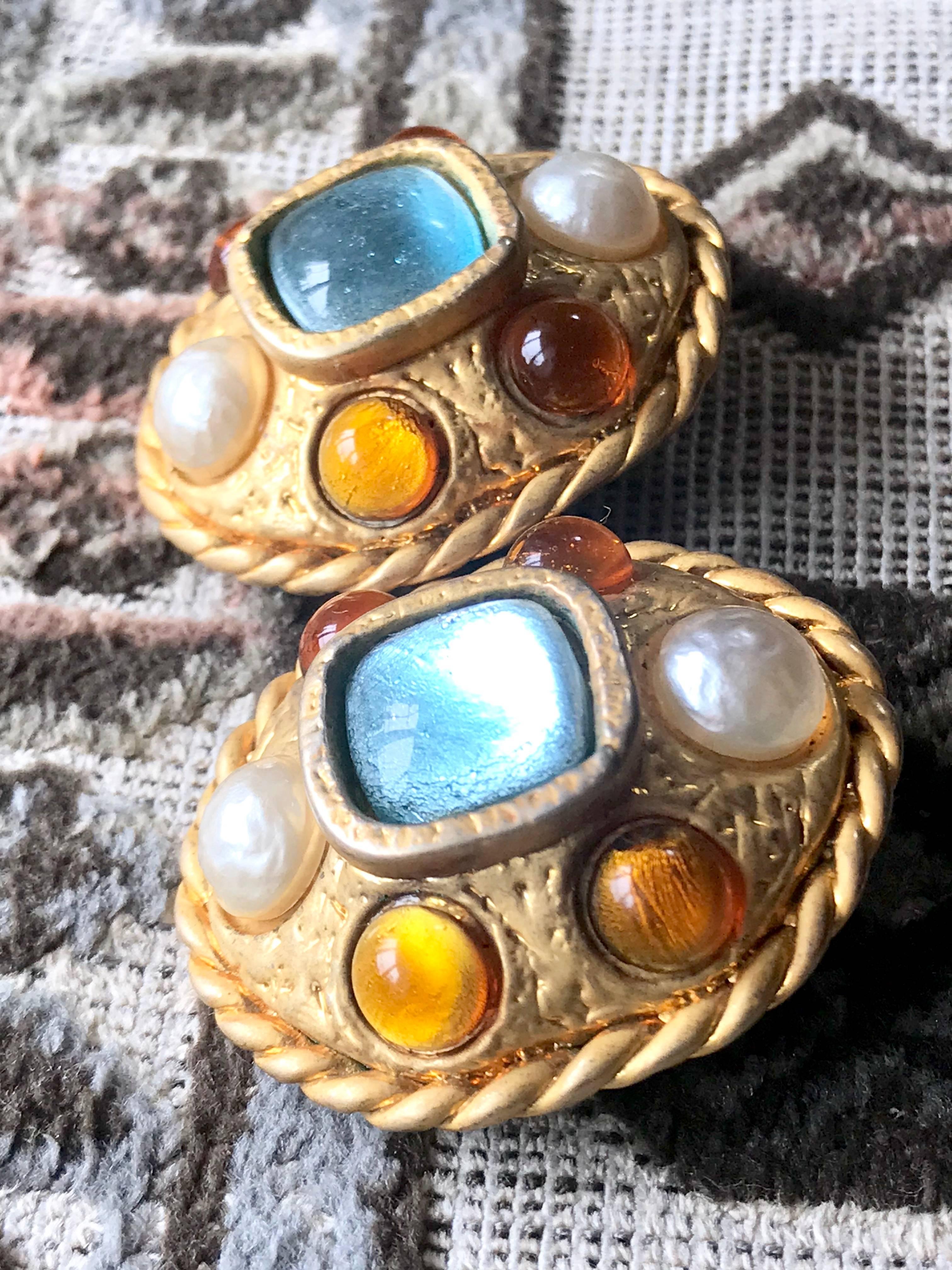 Vintage CHANEL golden oval faux pearl, blue and orange gripoix large earrings. For Sale 1