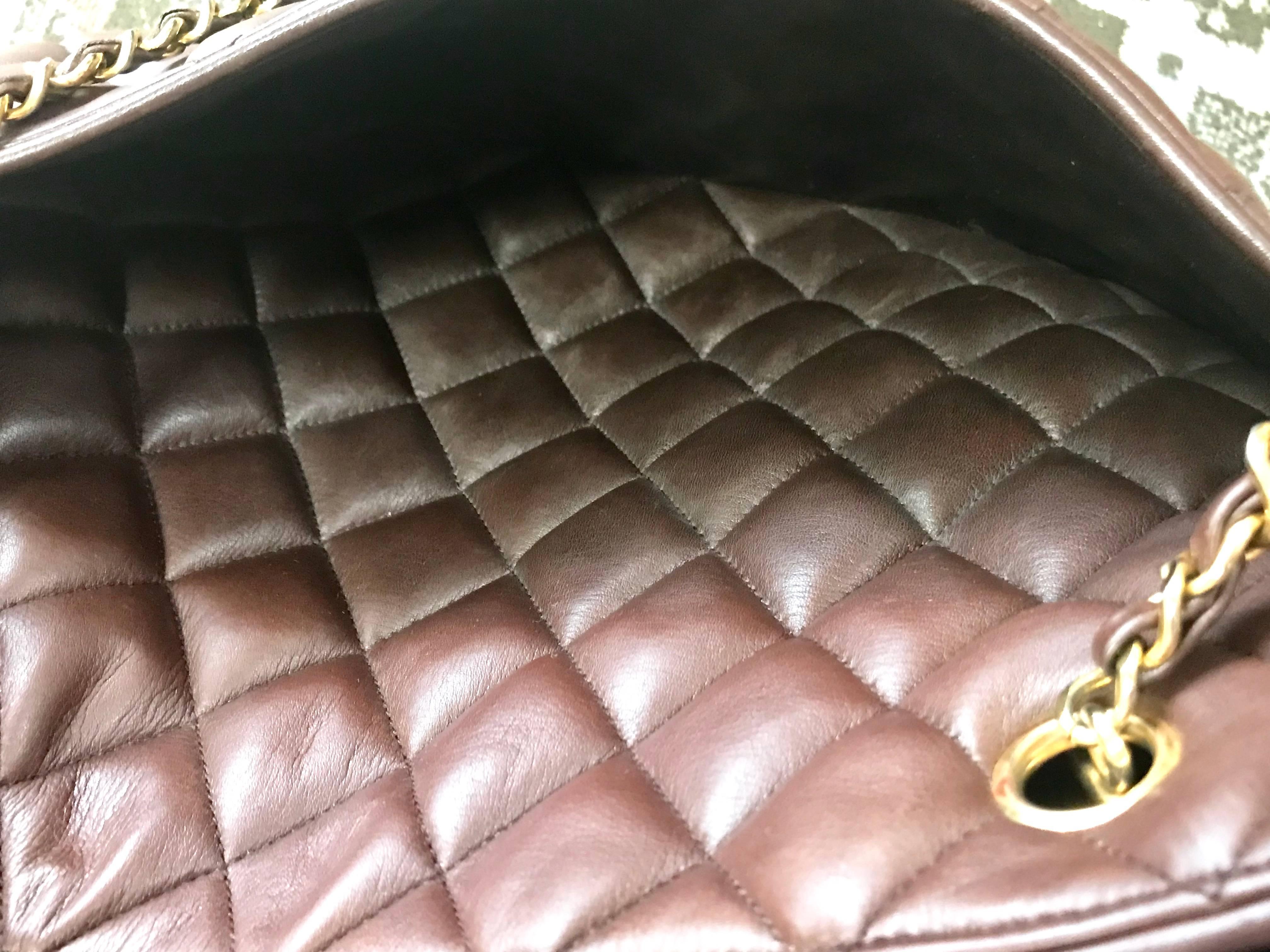 Vintage CHANEL brown quilted lamb leather classic tote bag with golden chains. For Sale 2