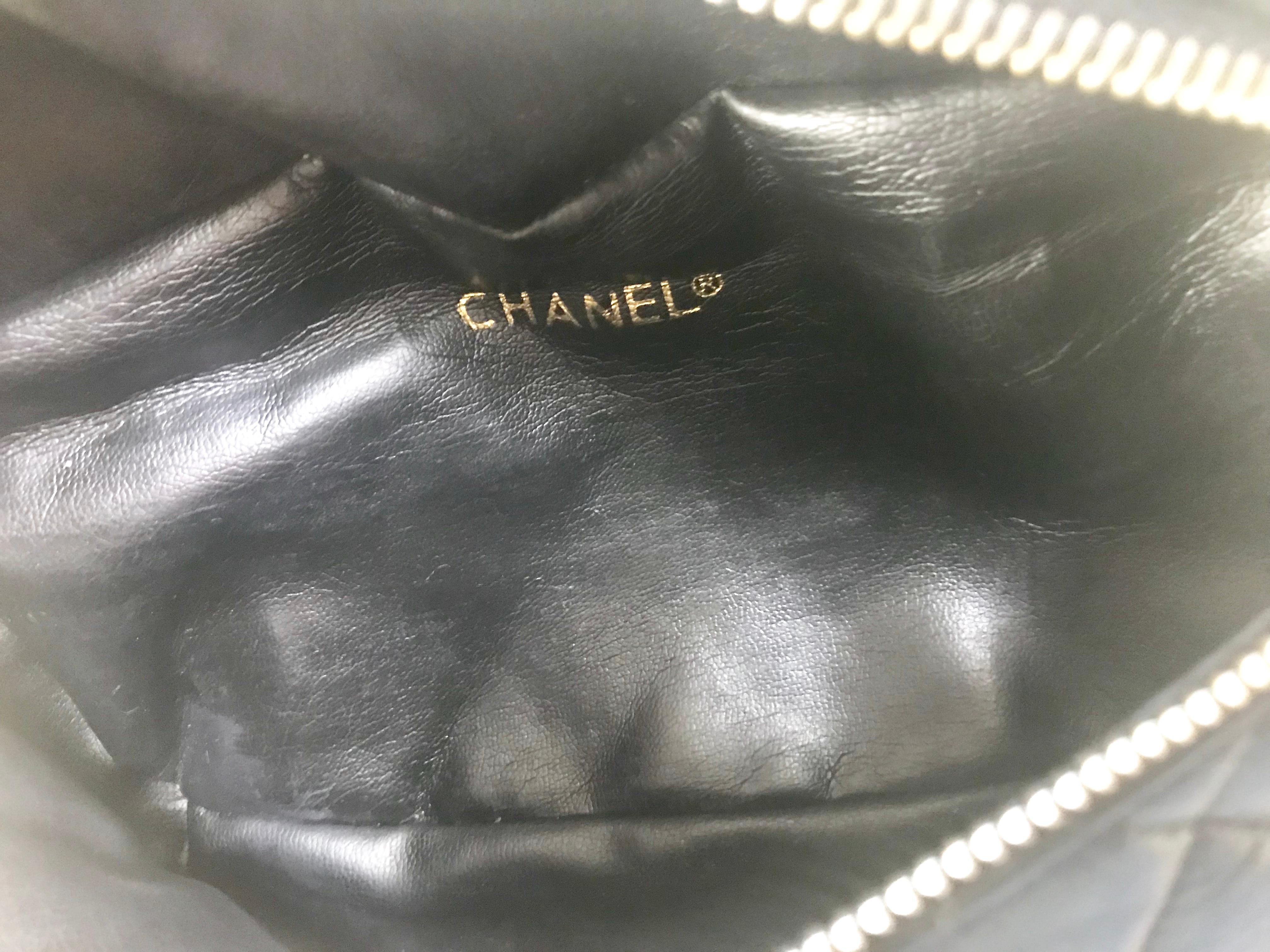 Chanel Vintage black lamb leather waist bag / fanny pack with double buckle belt 5