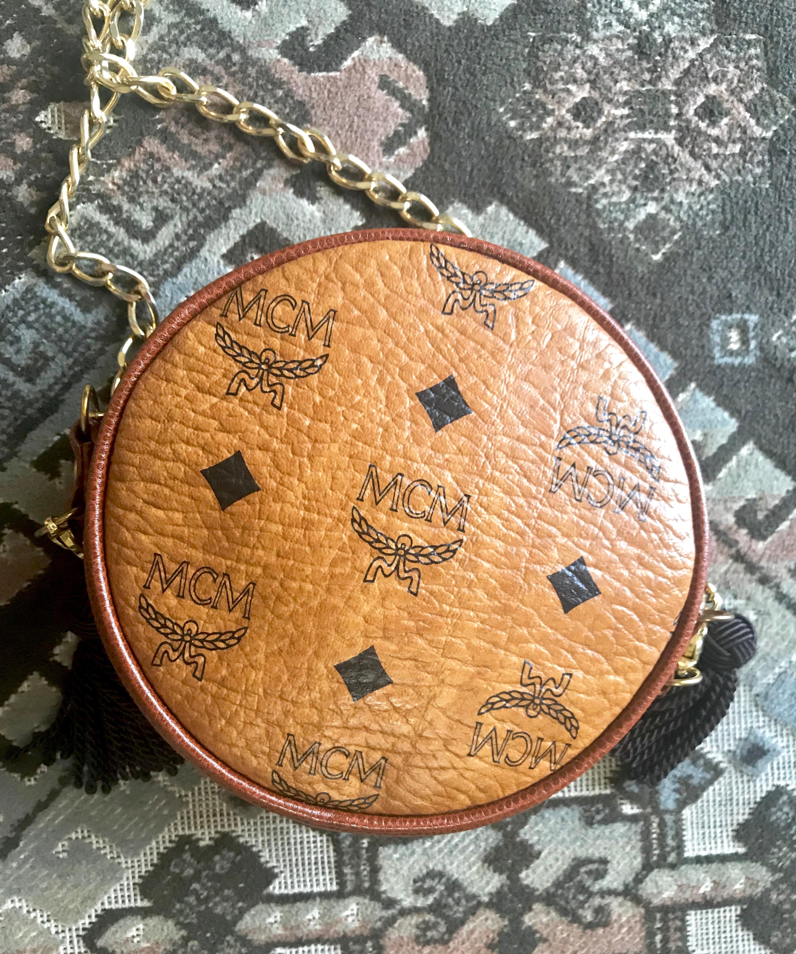 Vintage MCM brown monogram mini Suzy Wong chain shoulder purse with brown fringe In Good Condition For Sale In Kashiwa, Chiba