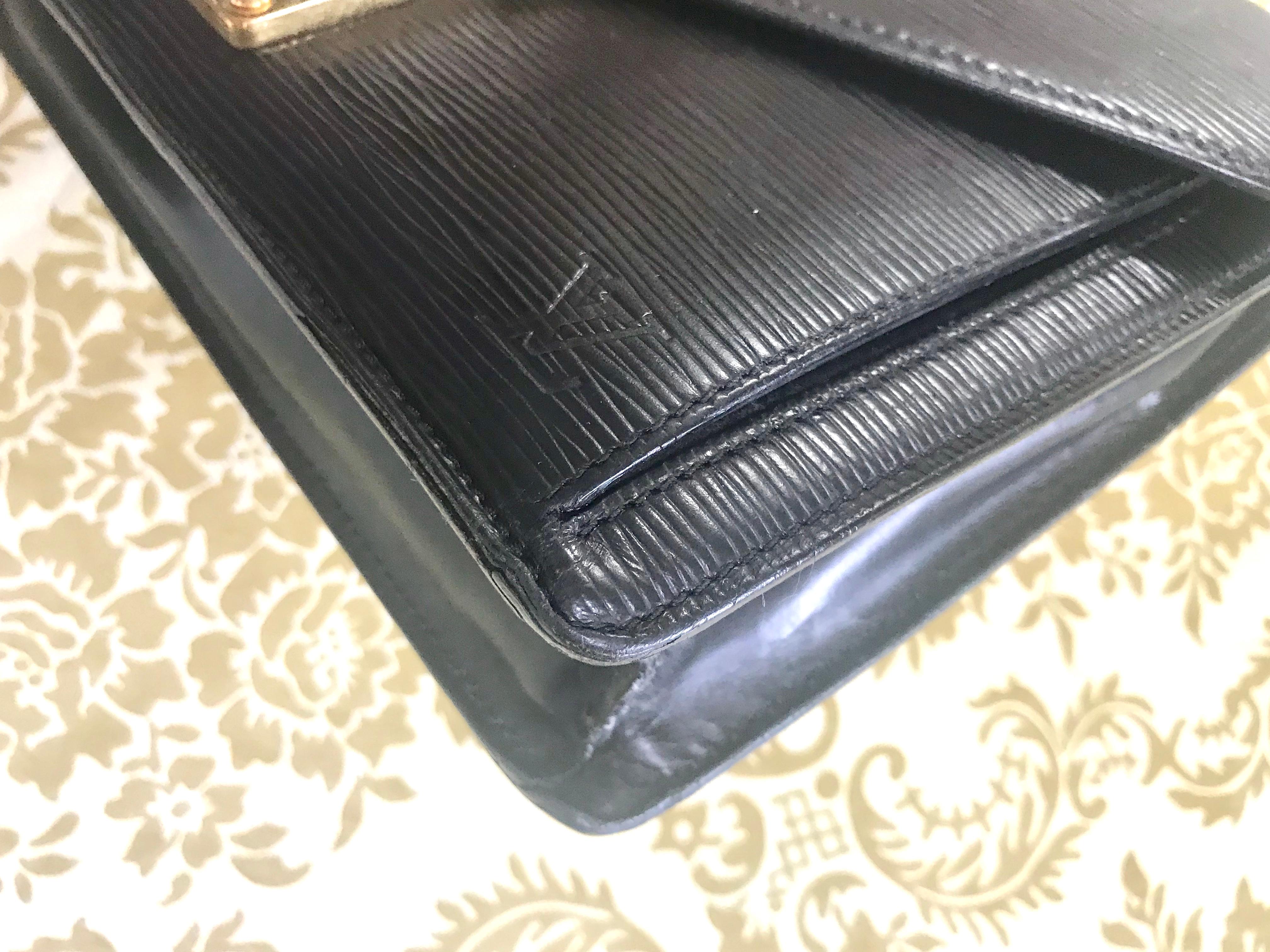 Vintage Louis Vuitton black epi leather wristlet clutch bag, purse with strap.  For Sale 2