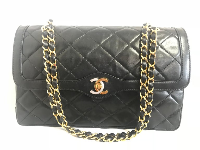 Vintage Chanel black lambskin 2.55 classic shoulder bag with gold chai –  eNdApPi ***where you can find your favorite designer  vintages..authentic, affordable, and lovable.