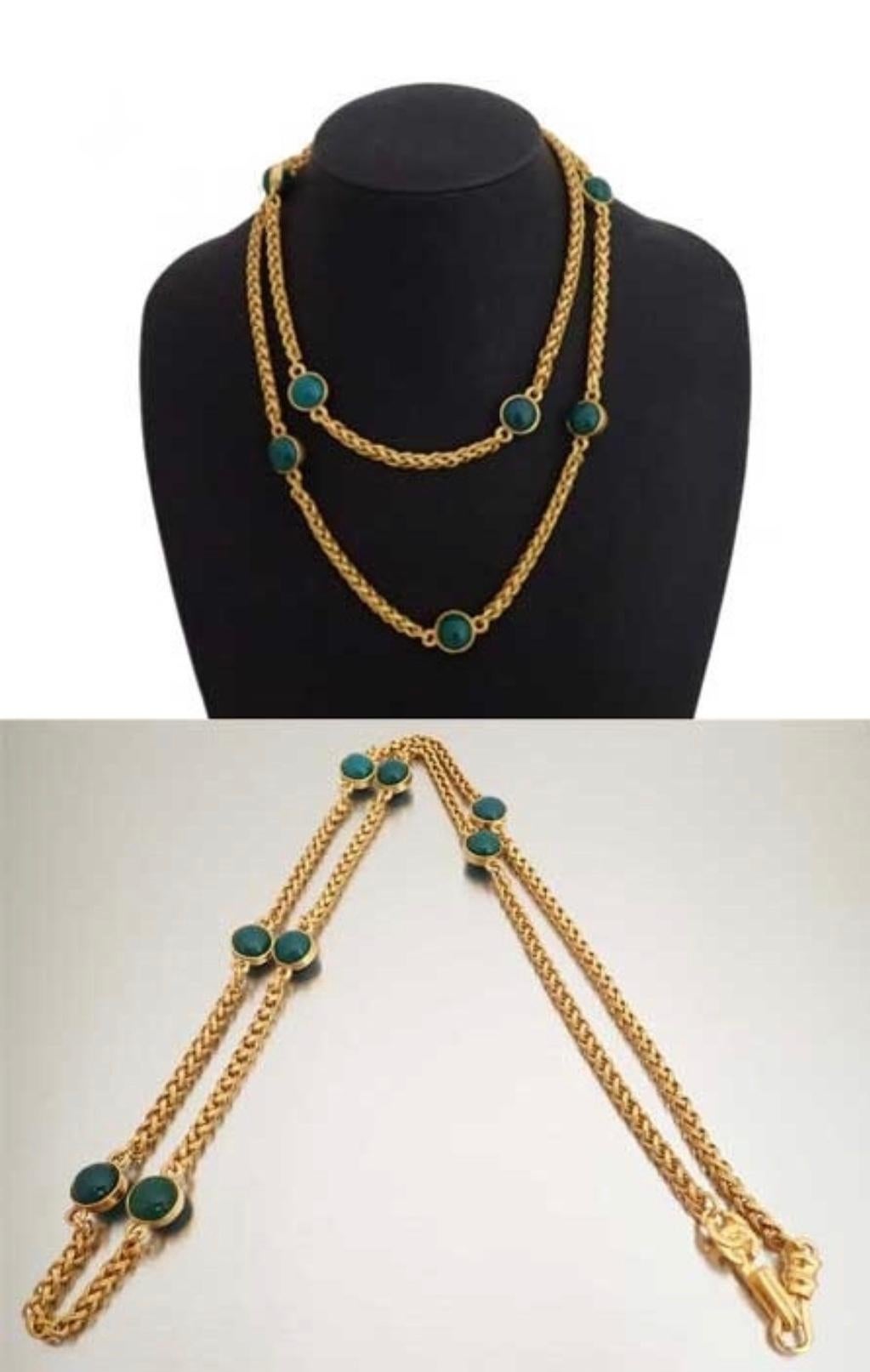 1990s.  Vintage Chanel green gripoix stones and  tube chain long necklace with CC mark.  Perfect gift.  

Introducing one-of-a-kind vintage jewelry piece from Chanel back in the 90’s. 
It can be worn in double . 
Featuring a CC mark at the hock.