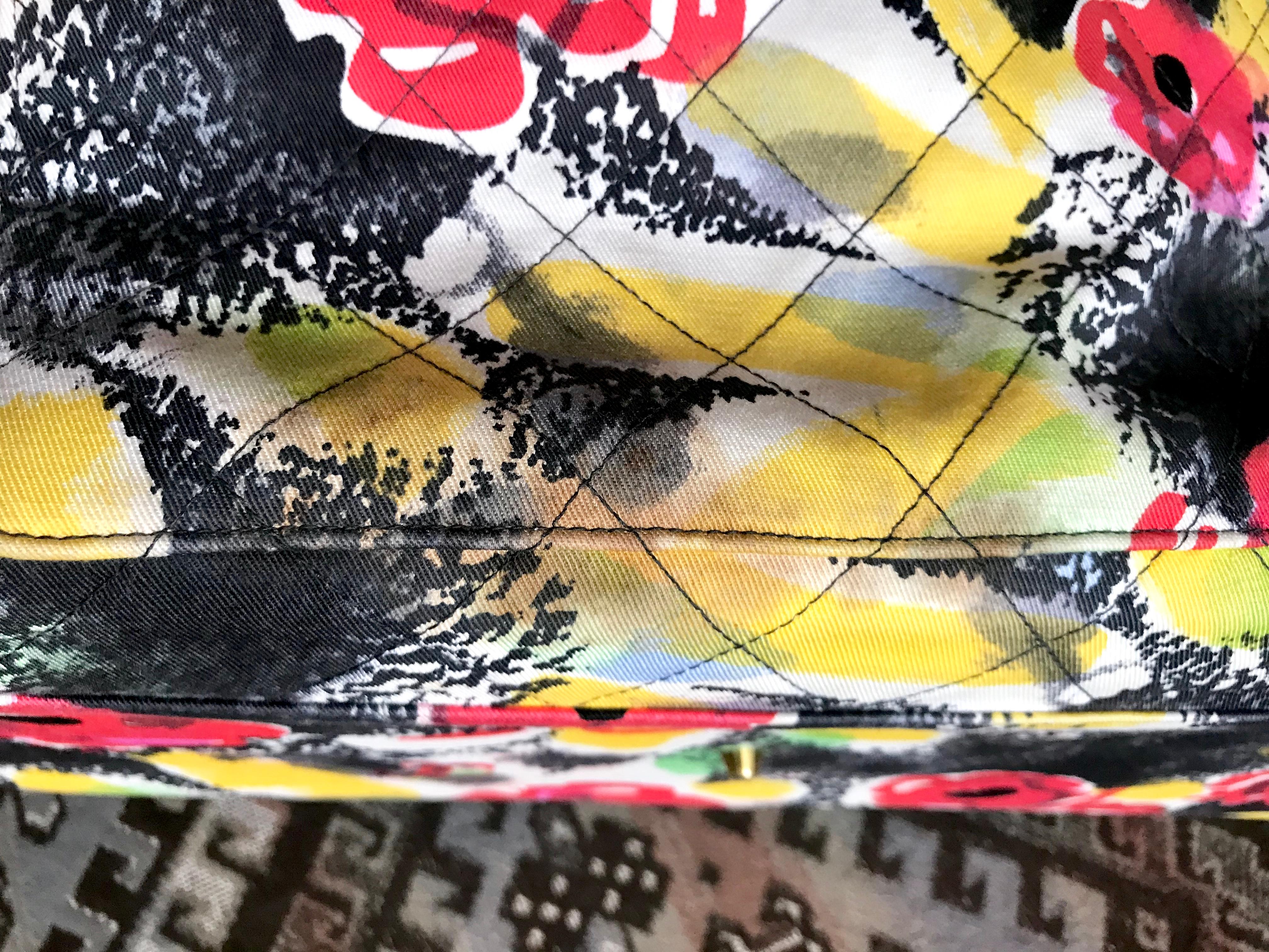 Vintage CHANEL red flower, yellow, and black water color print large tote bag. For Sale 2