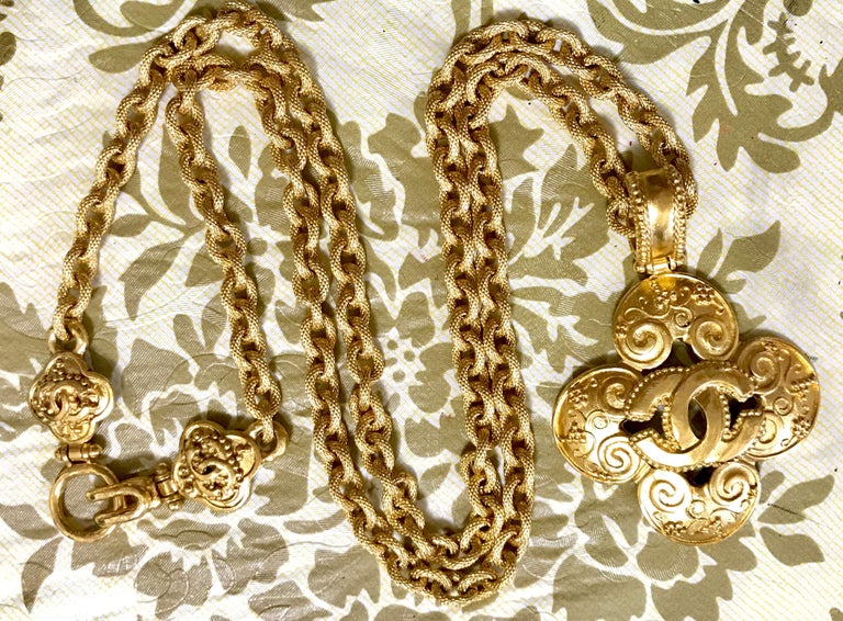 Vintage CHANEL Classic Faux Pearl Necklace With Oval CC Coin 