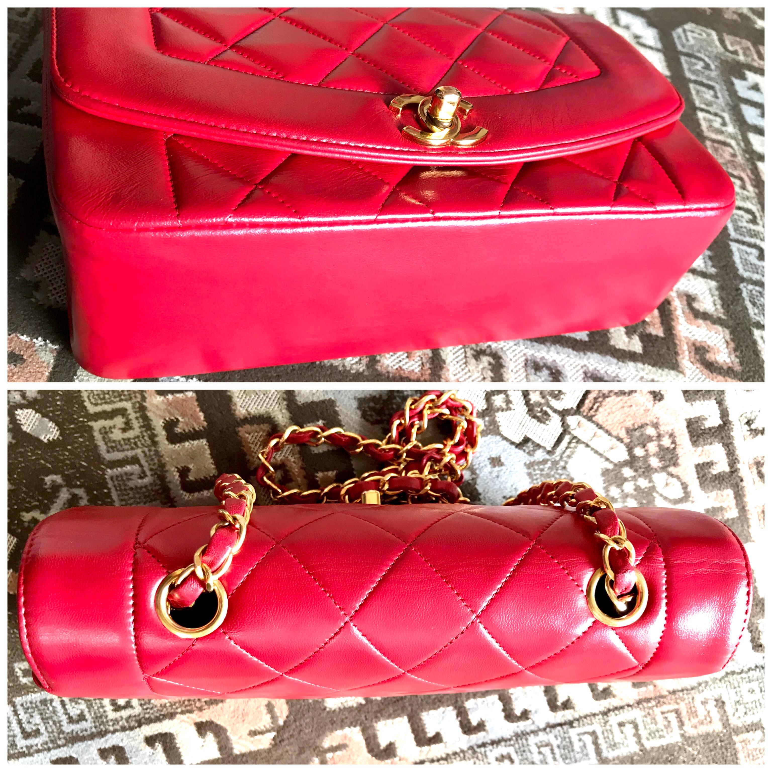 Chanel Vintage red lambskin Diana chain shoulder flap bag with CC closure, 1990s For Sale 5