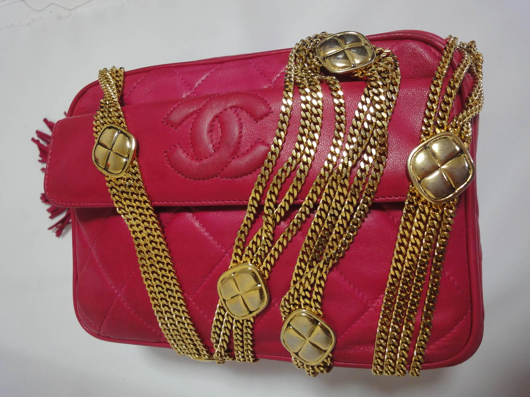 Vintage CHANEL pink lambskin camera bag style jewelry chain shoulder bag. For Sale 3