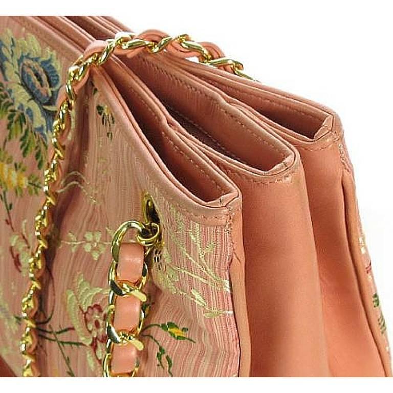 Vintage CHANEL Japanese kimono, obi fabric and pink leather chain tote bag. Rare 3