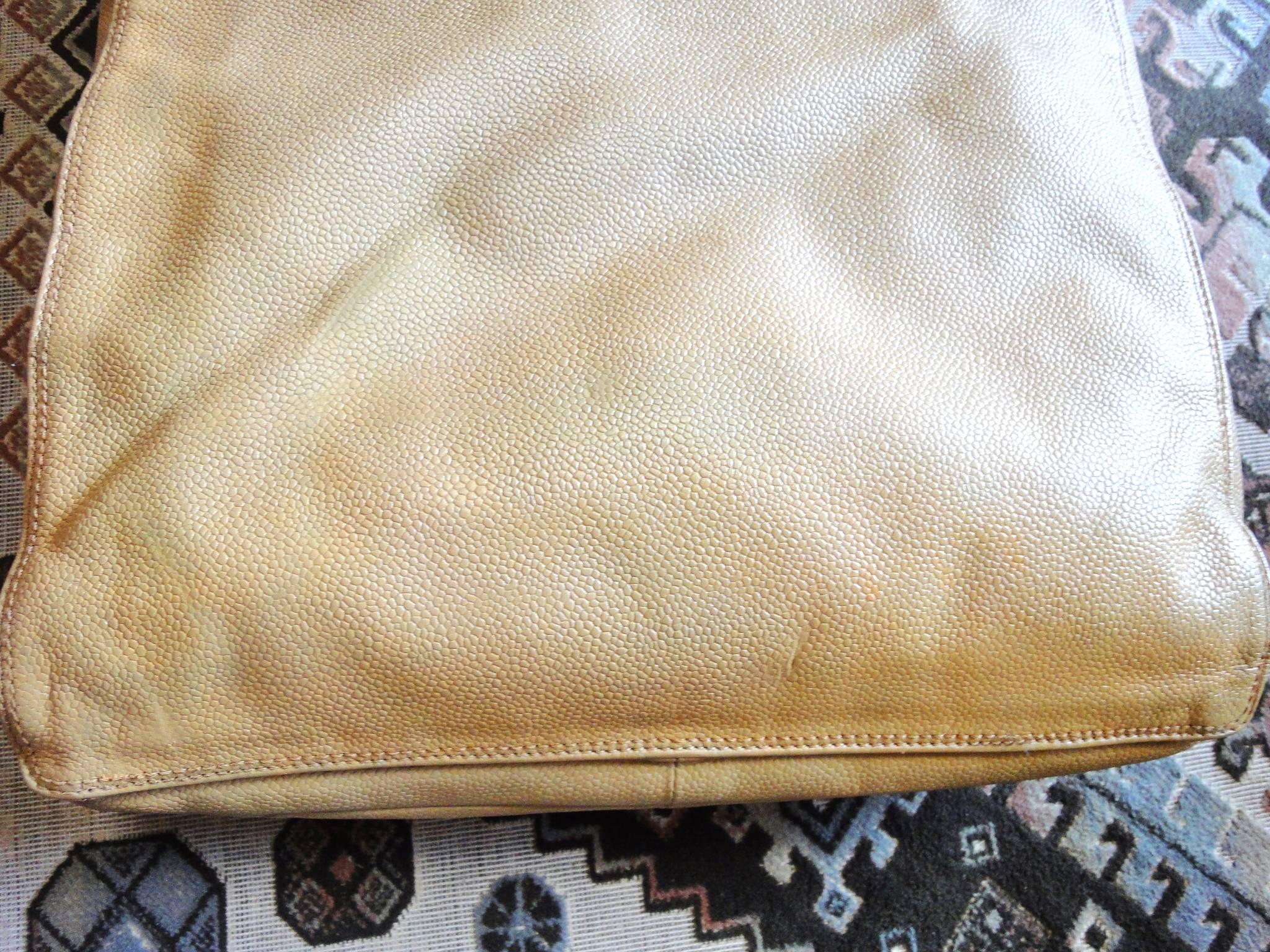 Vintage CHANEL beige caviar large shopper, tote bag with CC stitch mark. 2