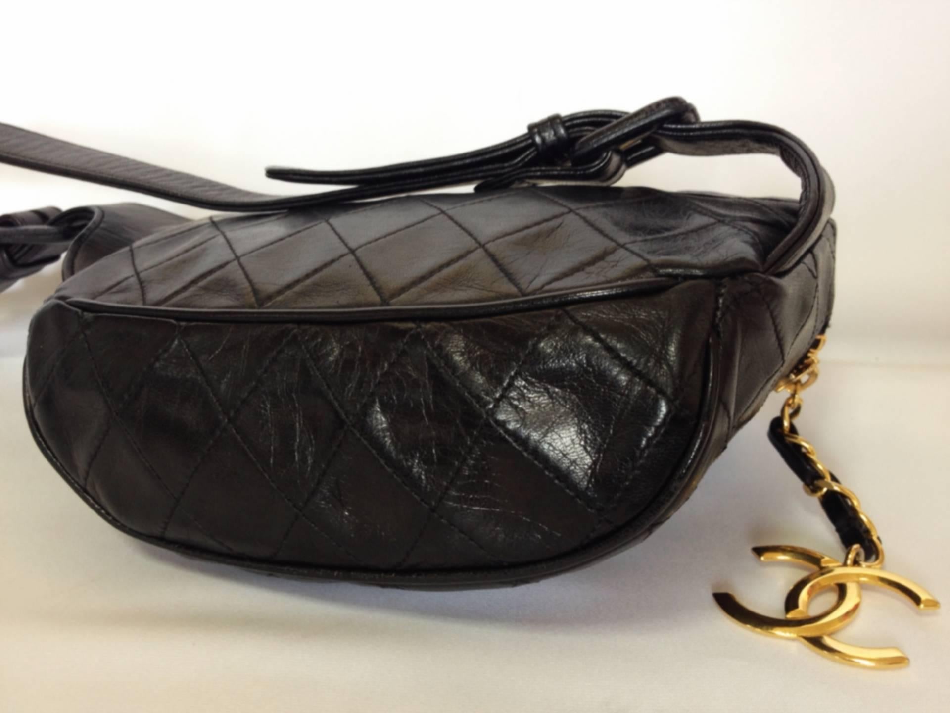 1980s Vintage CHANEL black leather waist bag, fanny pack with a detachable belt 1