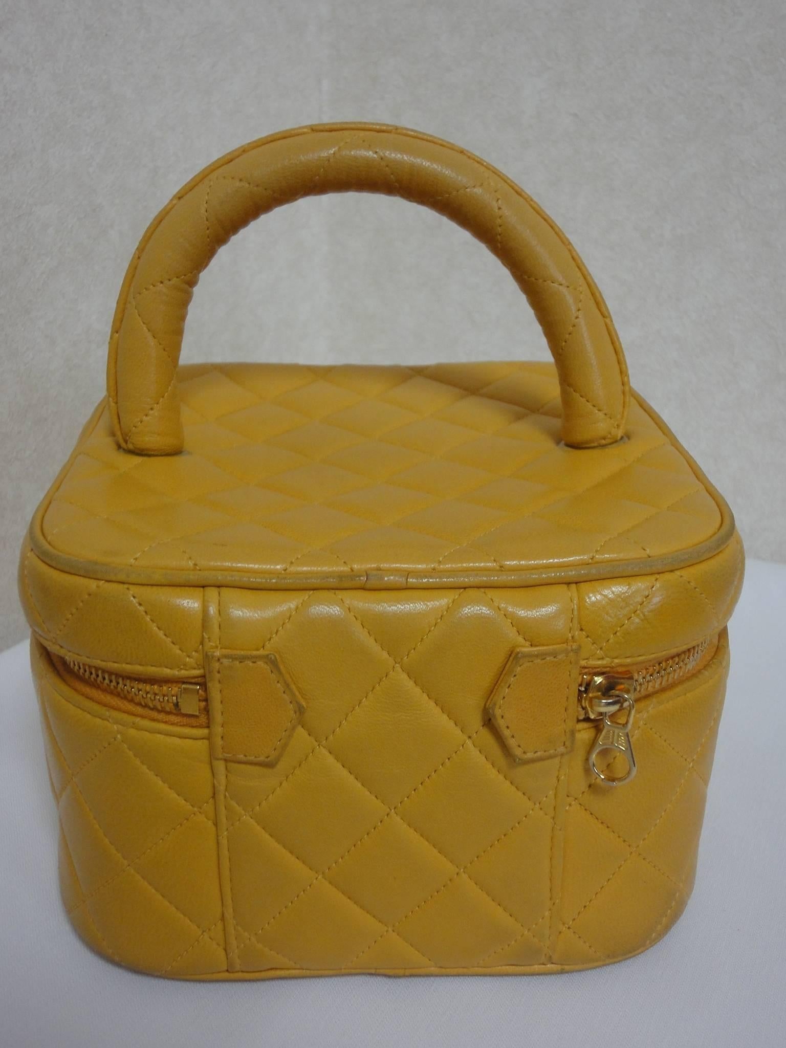 Women's Vintage CHANEL yellow quilted lambskin cosmetic, make up case, mini handbag