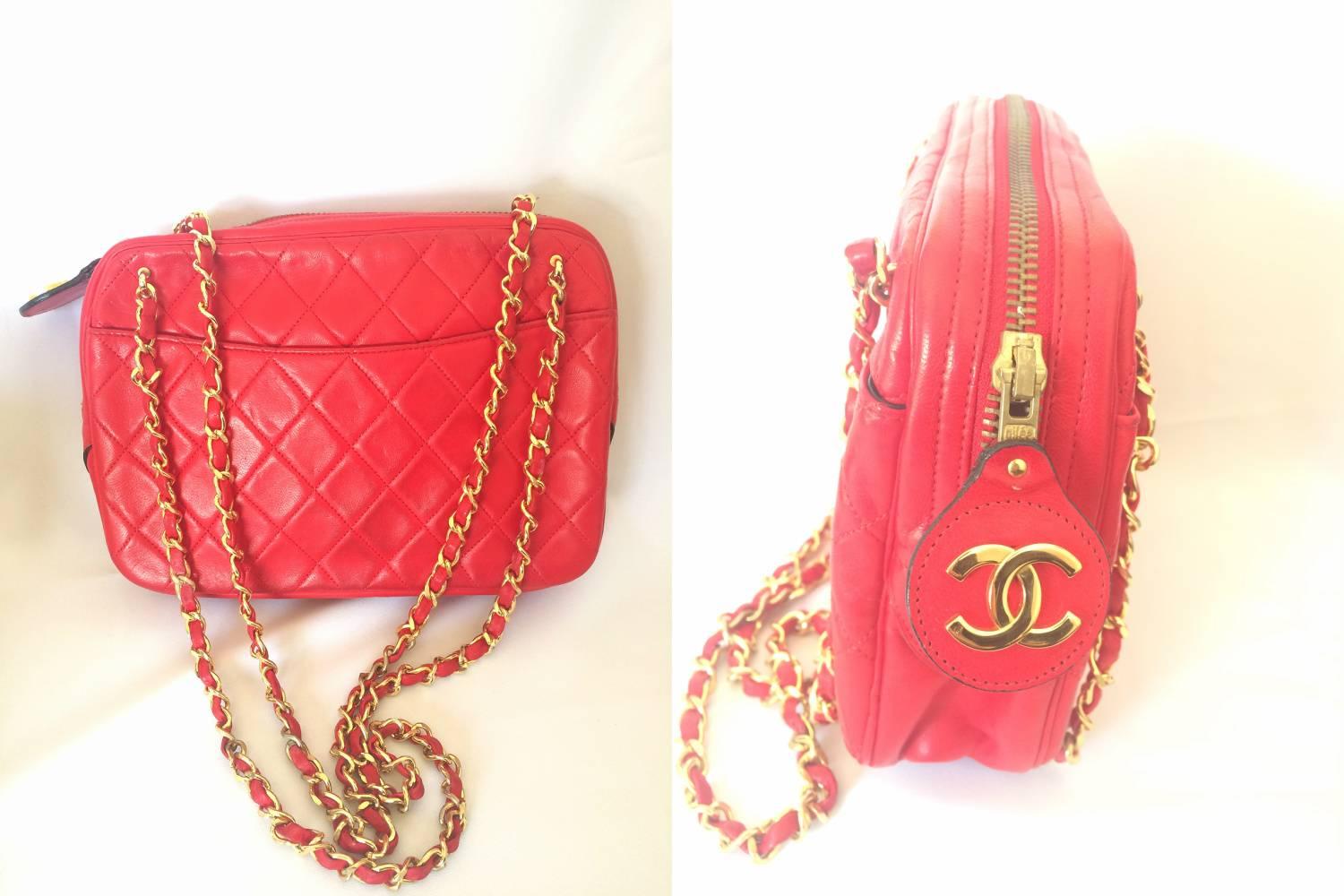 80's Vintage CHANEL red lambskin classic shoulder purse with double golden chain 1