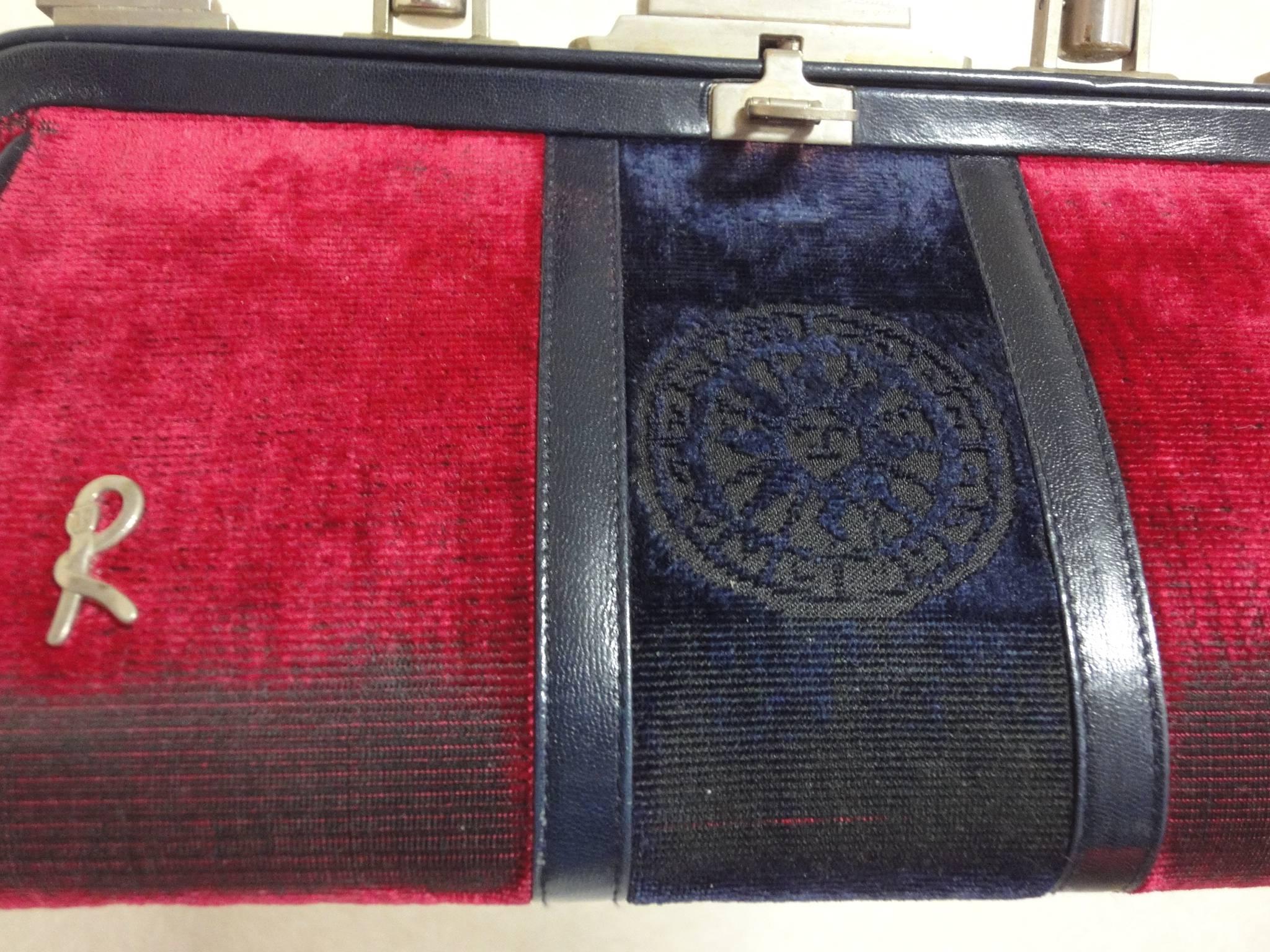 Black 70's, 80's vintage Roberta di Camerino red and navy velvet doctor handbag