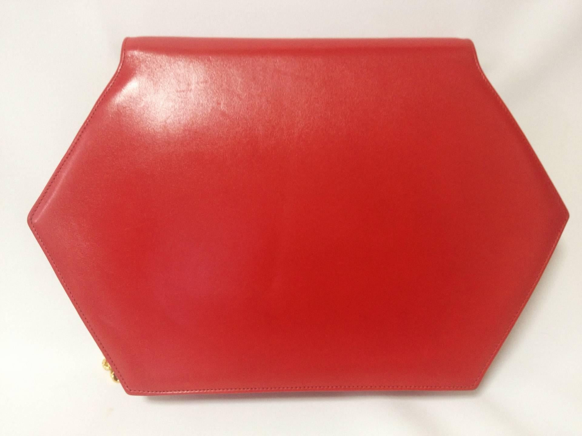 Women's Vintage Nina Ricci red leather hexagon shape clutch shoulder bag with large bow