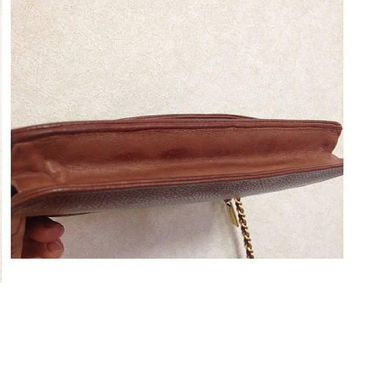 Brown MINT. Vintage CHANEL brown caviar shoulder clutch chain bag, iPhone, wallet. For Sale