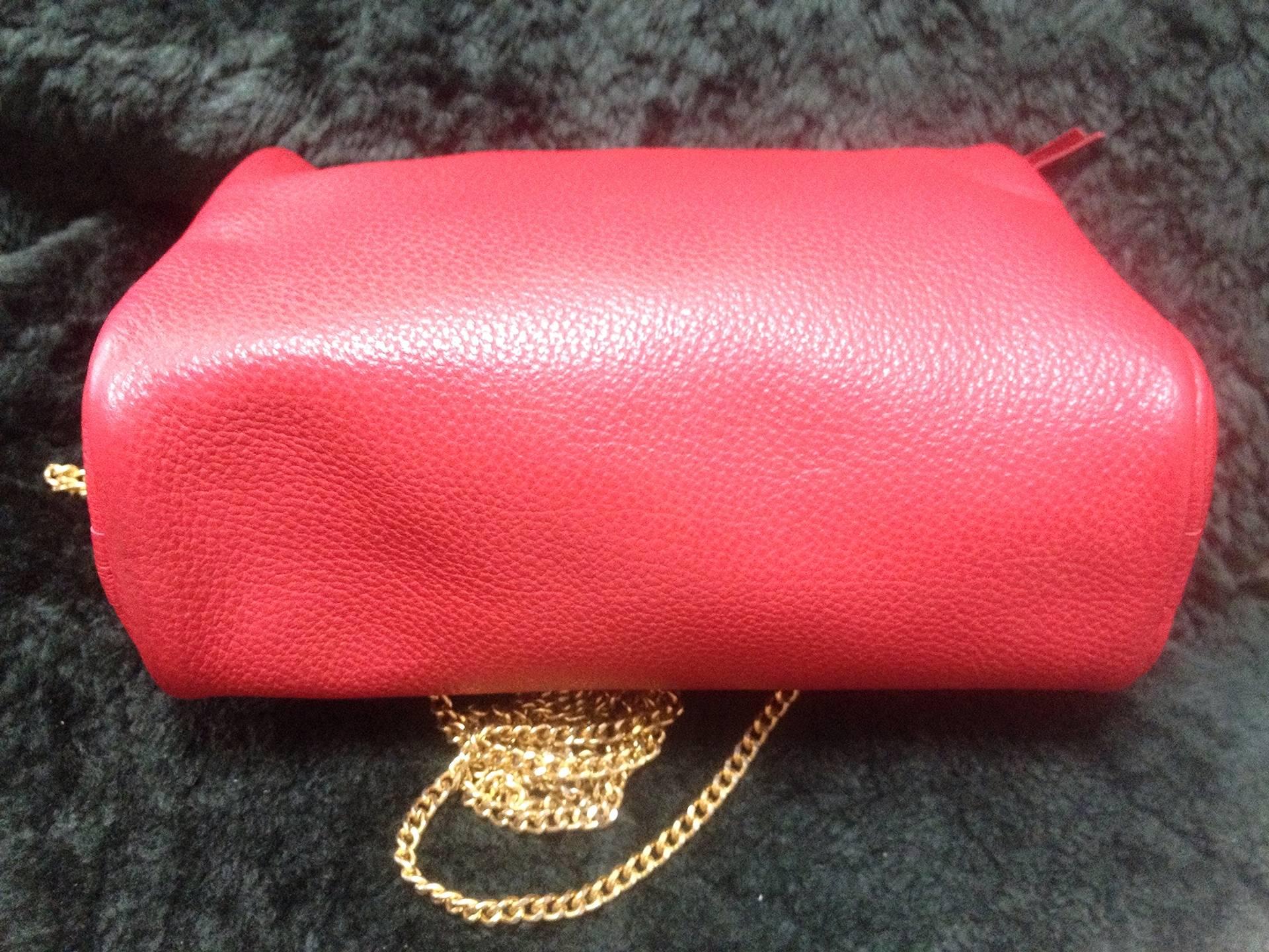 Vintage Nina Ricci red leather mini pouch purse with golden chain shoulder strap 1
