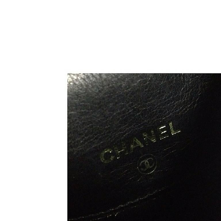 Women's or Men's Vintage CHANEL black patent enamel leather mini pouch purse with golden chain