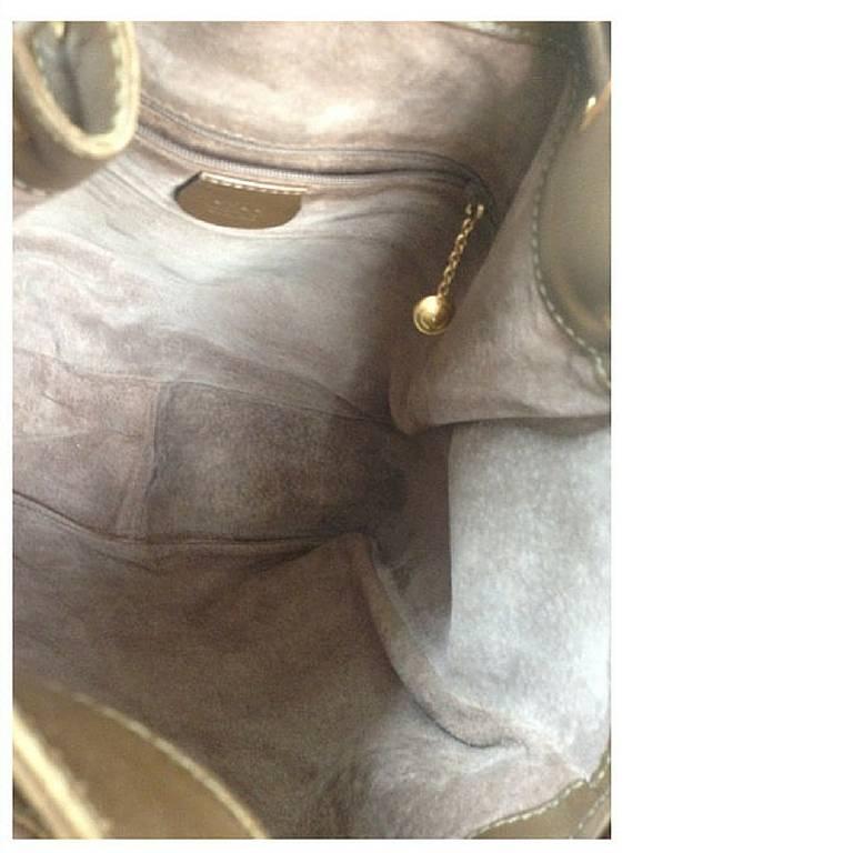 Vintage Gucci genuine brown suede large hobo bucket shoulder bag, horsebit motif For Sale 3