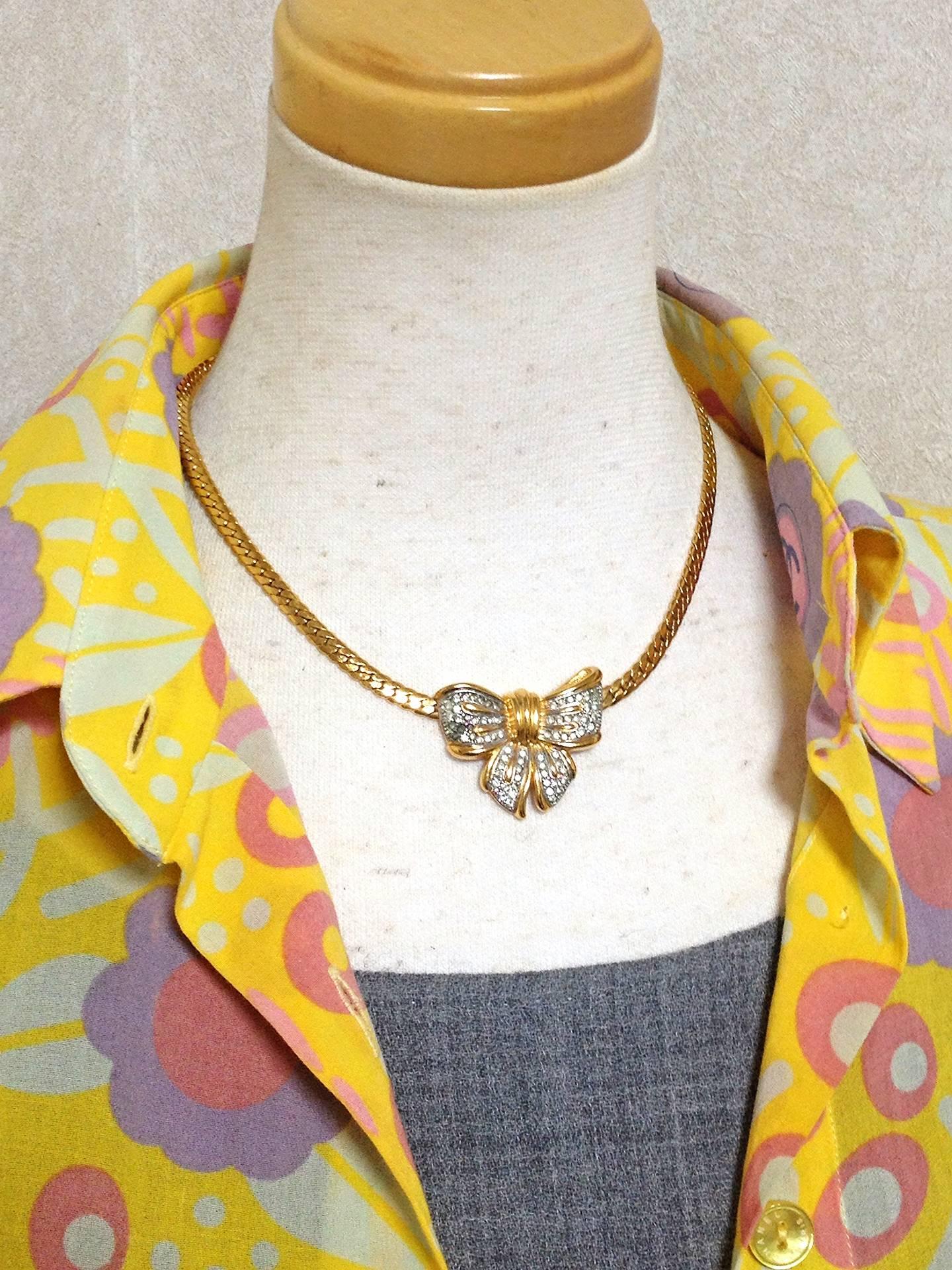 Vintage LANVIN golden thick chain statement necklace with large ribbon bow top For Sale 1