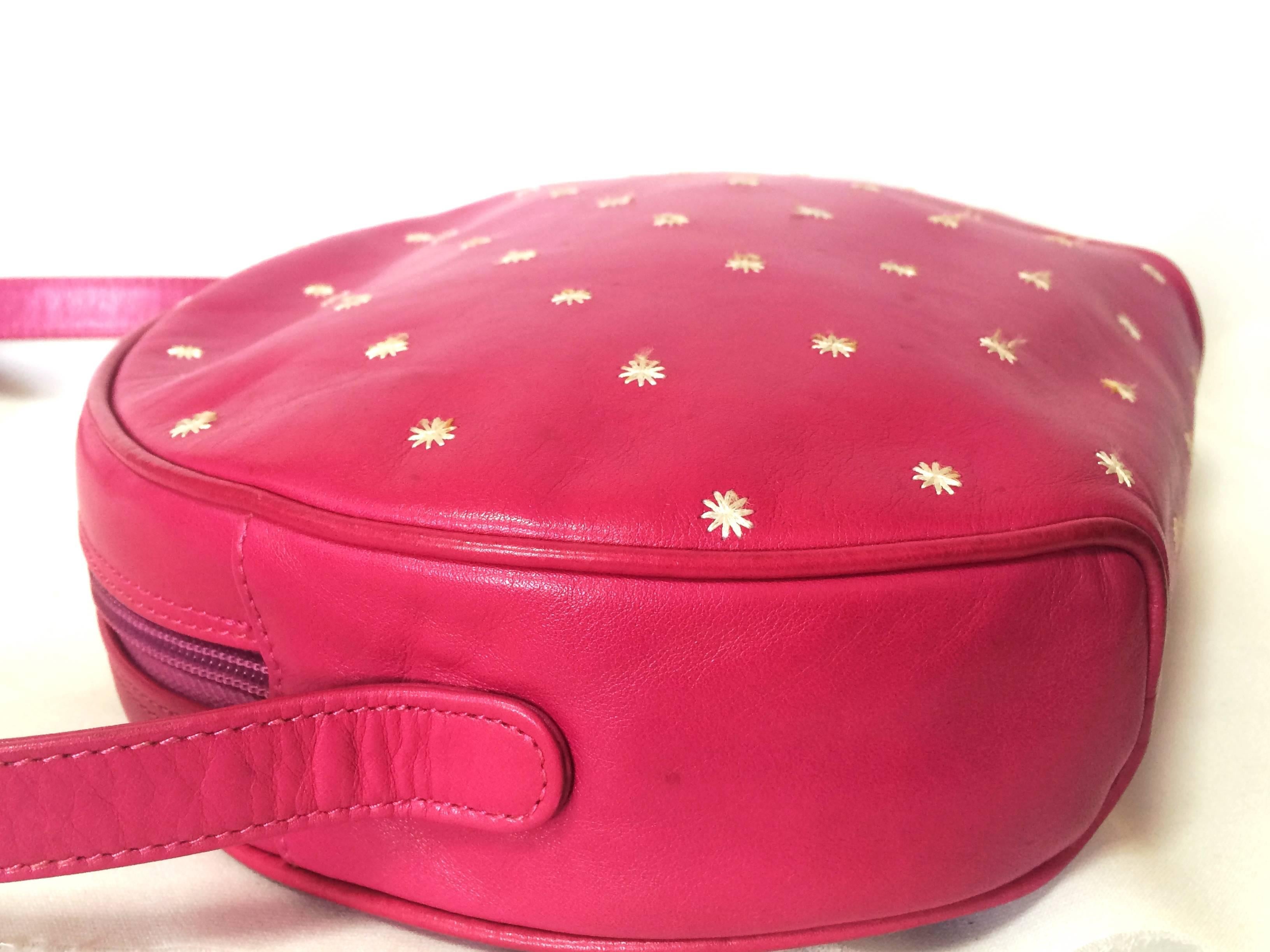 Pink Vintage Valentino Garavani pink  round shape shoulder bag with white emboroidery For Sale