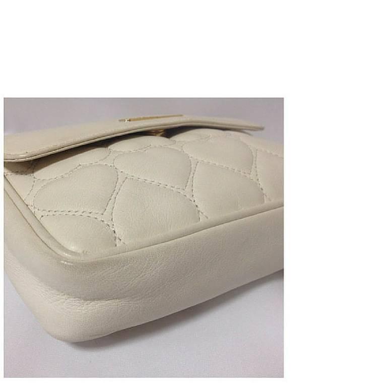 Vintage MOSCHINO white heart stitch lambskin shoulder bag, fanny pack ...
