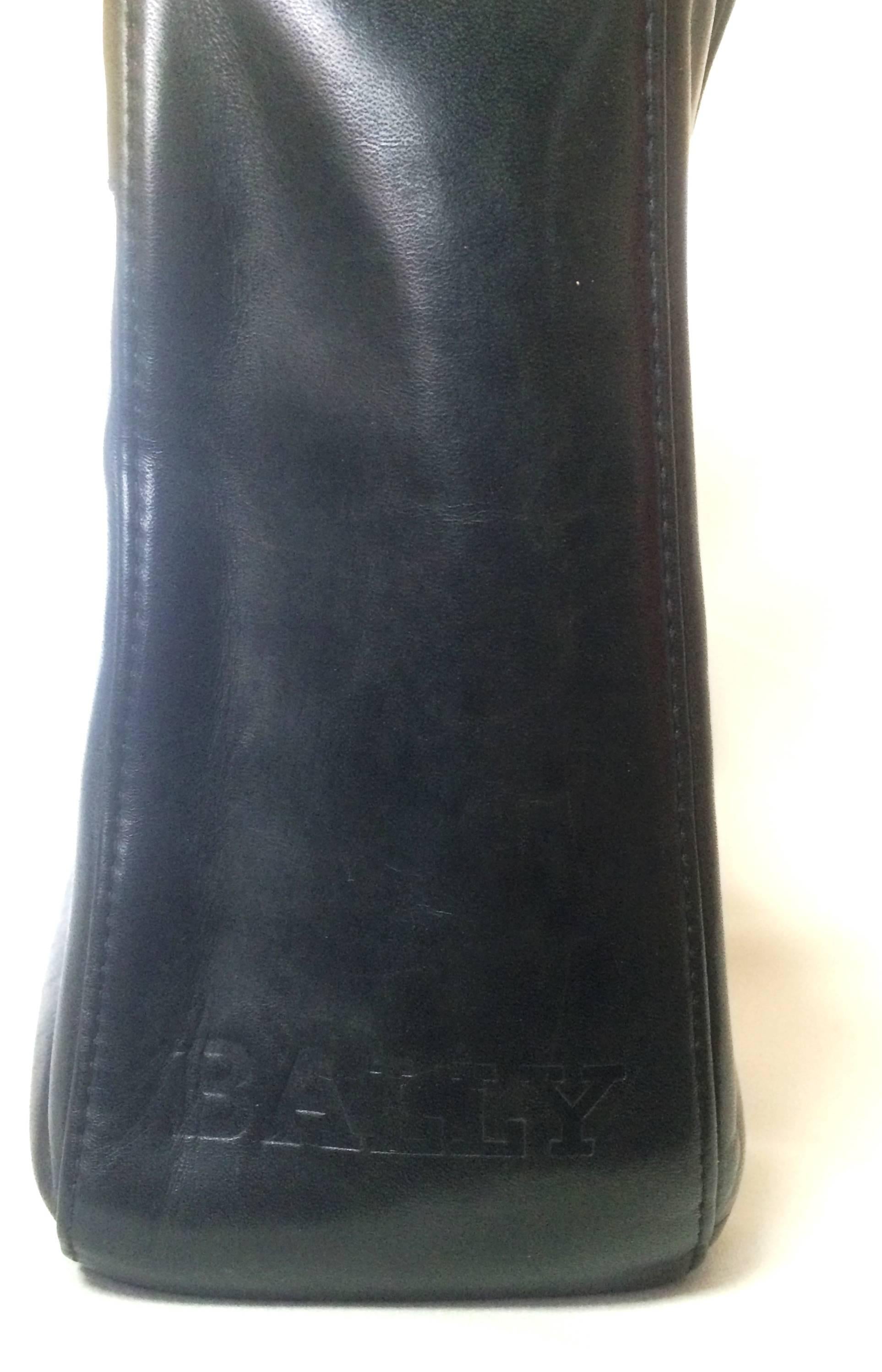 Black Vintage Bally black leather retro pop design bag, business purse. Unisex. For Sale
