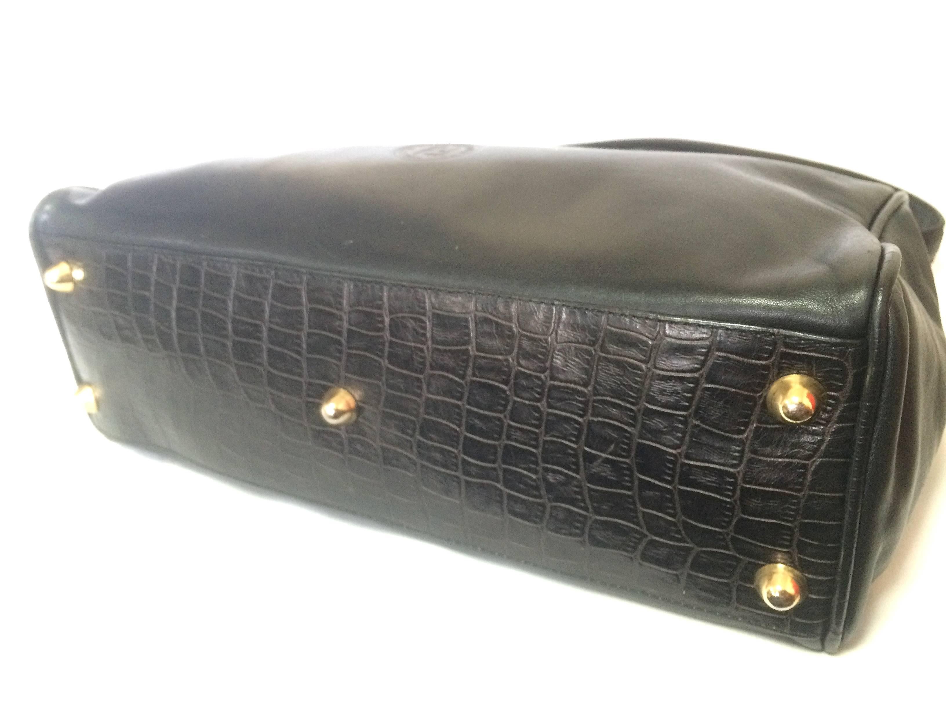 Vintage FENDI genuine black leather kelly style shoulder bag with croc-embossed  2