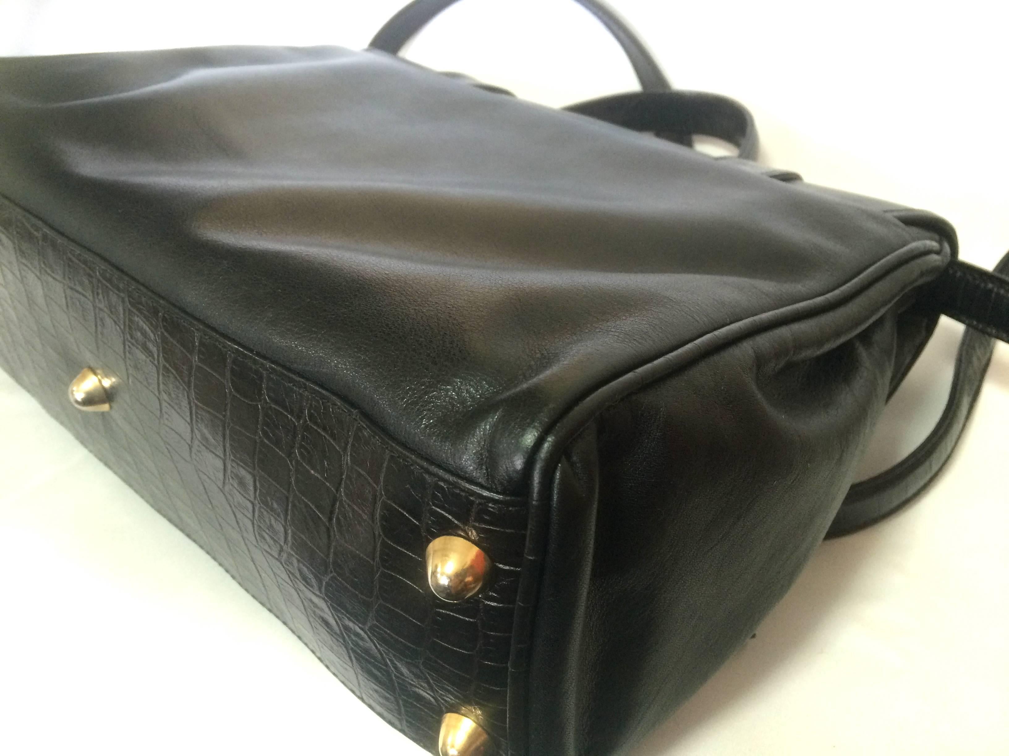 Vintage FENDI genuine black leather kelly style shoulder bag with croc-embossed  1